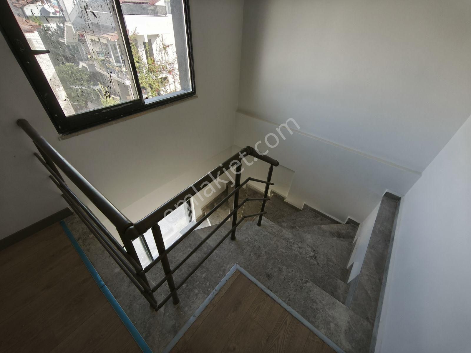 Fethiye Kordon'da Satılık 3+1 Daire - Görsel 12