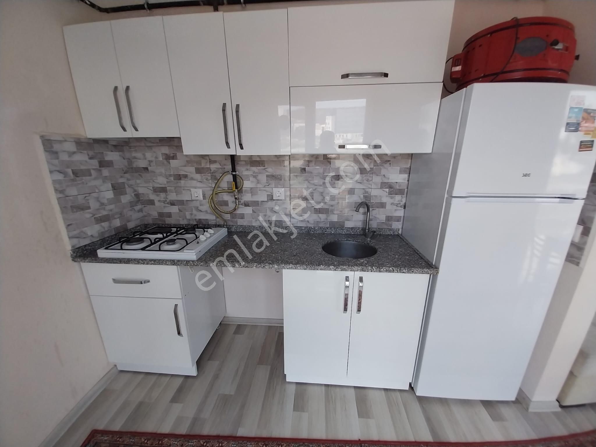 Üniversite Ve Tıp Fak.yürüme Mesafesinde1+1 Eşyalı Satılık Daire - Görsel 8