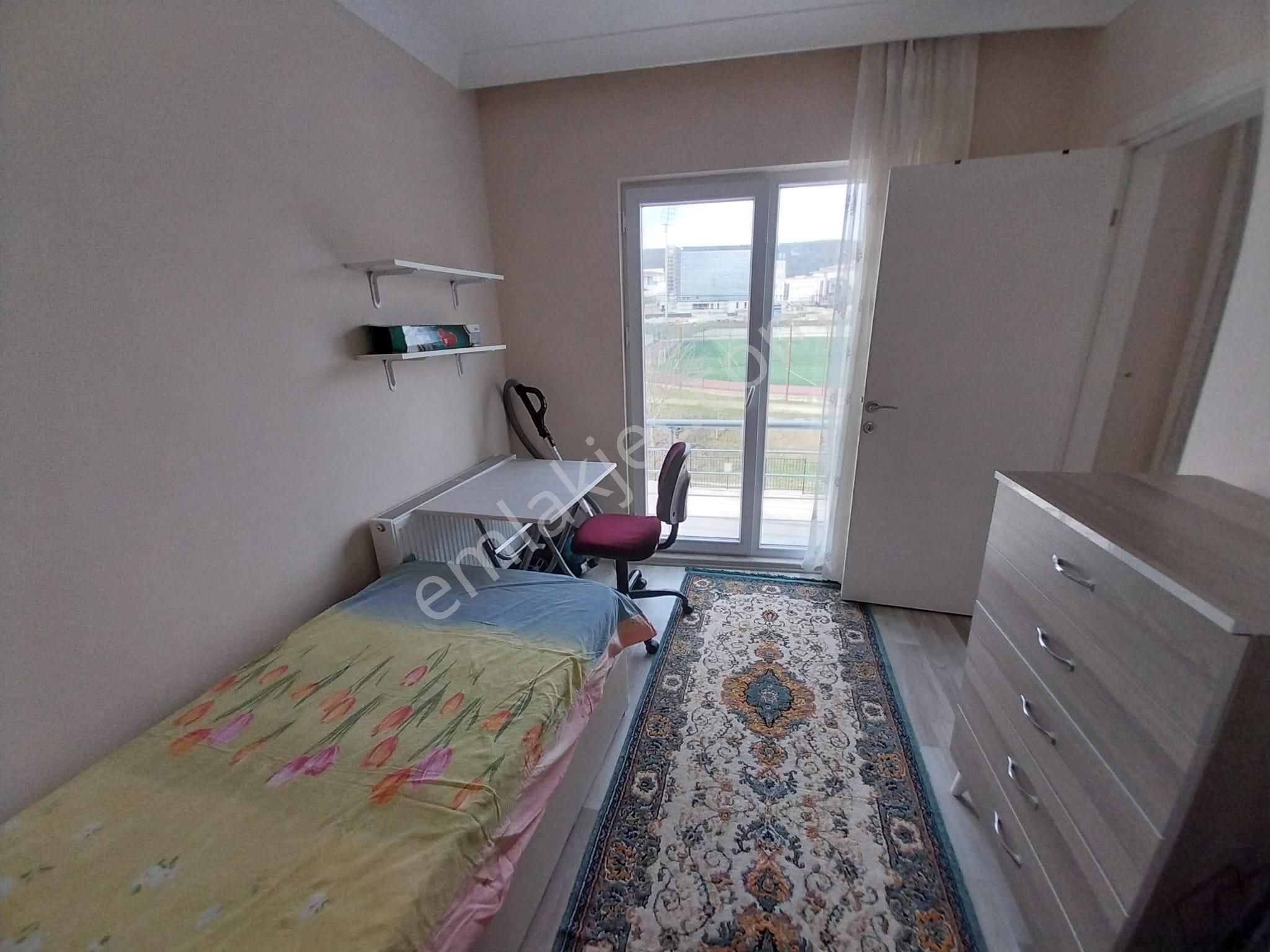 Üniversite Ve Tıp Fak.yürüme Mesafesinde1+1 Eşyalı Satılık Daire - Görsel 12