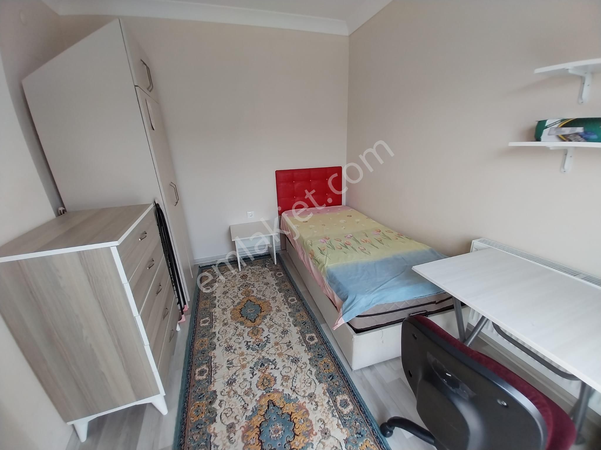 Üniversite Ve Tıp Fak.yürüme Mesafesinde1+1 Eşyalı Satılık Daire - Görsel 14