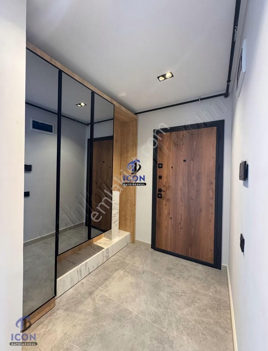 Icon'dan Akdeniz Mah'de Marka Projede 3 Cepheli Köşe 2+1 Ler - Görsel 21