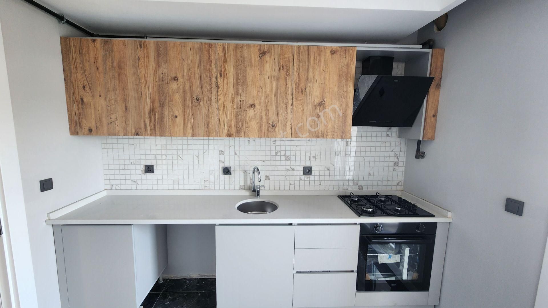 Özgün Emlaktan Sahilde Güvenlikli Sitede 6+2- Deniz Manzaralı Sıfır Lüx Dublex - Görsel 13