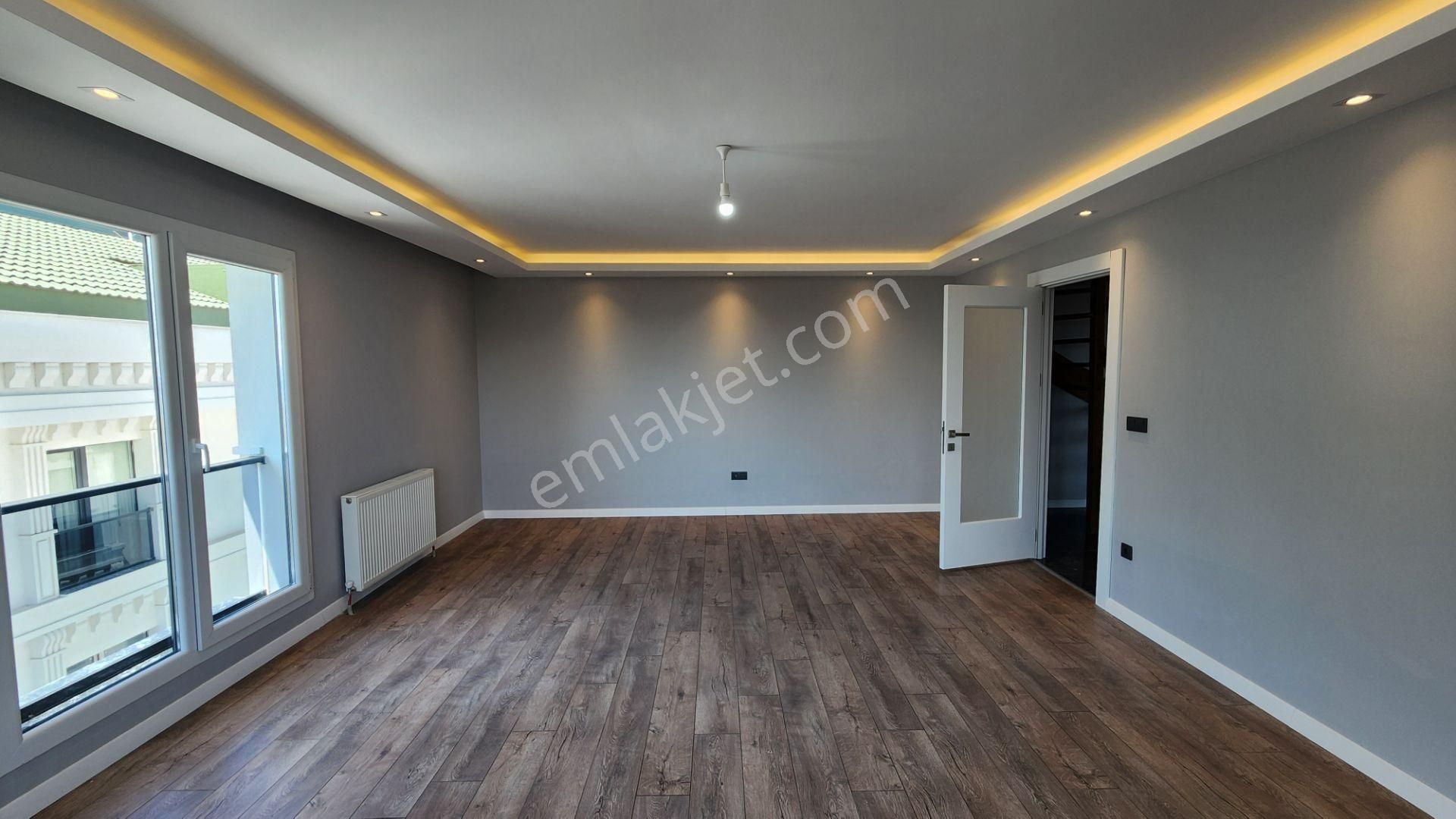 Özgün Emlaktan Sahilde Güvenlikli Sitede 6+2- Deniz Manzaralı Sıfır Lüx Dublex - Görsel 5