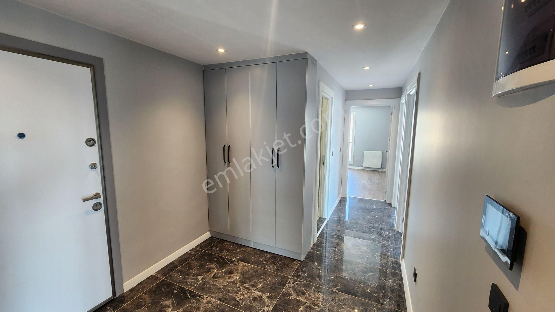 Özgün Emlaktan Sahilde Güvenlikli Sitede 6+2- Deniz Manzaralı Sıfır Lüx Dublex - Görsel 7