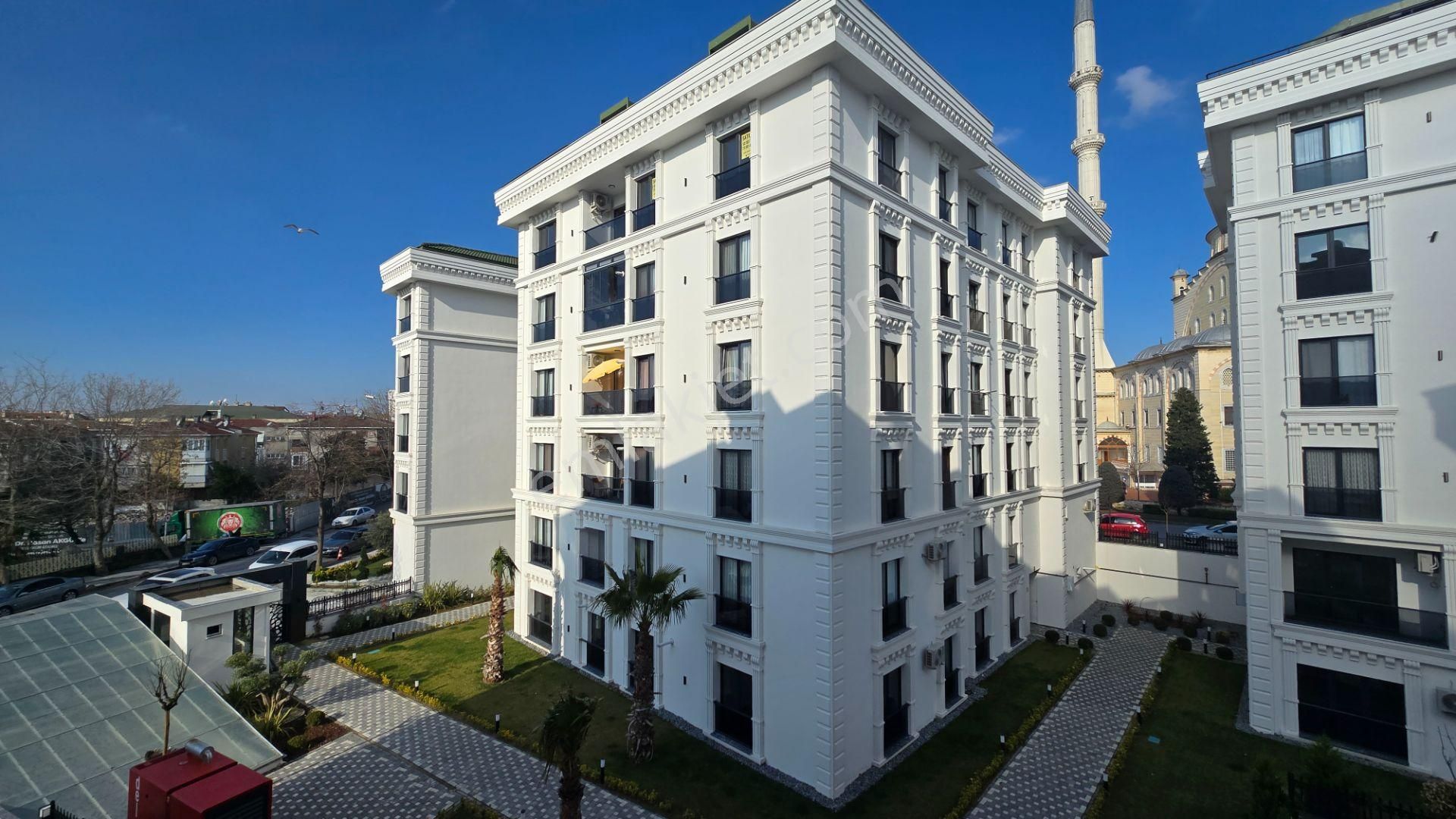 Özgün Emlaktan Sahilde Güvenlikli Sitede 6+2- Deniz Manzaralı Sıfır Lüx Dublex - Görsel 29