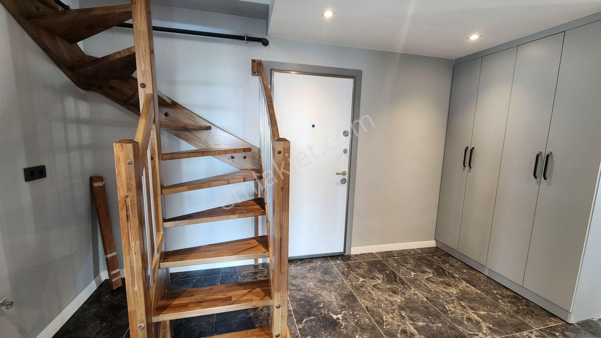 Özgün Emlaktan Sahilde Güvenlikli Sitede 6+2- Deniz Manzaralı Sıfır Lüx Dublex - Görsel 16