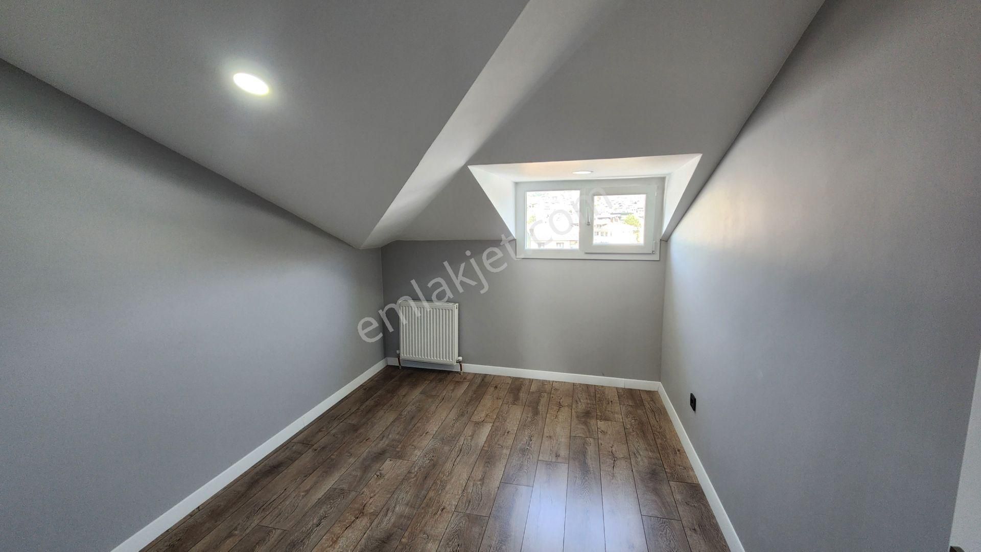 Özgün Emlaktan Sahilde Güvenlikli Sitede 6+2- Deniz Manzaralı Sıfır Lüx Dublex - Görsel 25