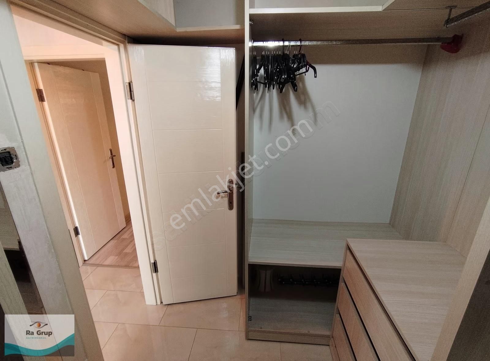 Girne Bulvarı Üzerinde Park Manzaralı Bakımlı 3+1 Kiralık Daire - Görsel 25