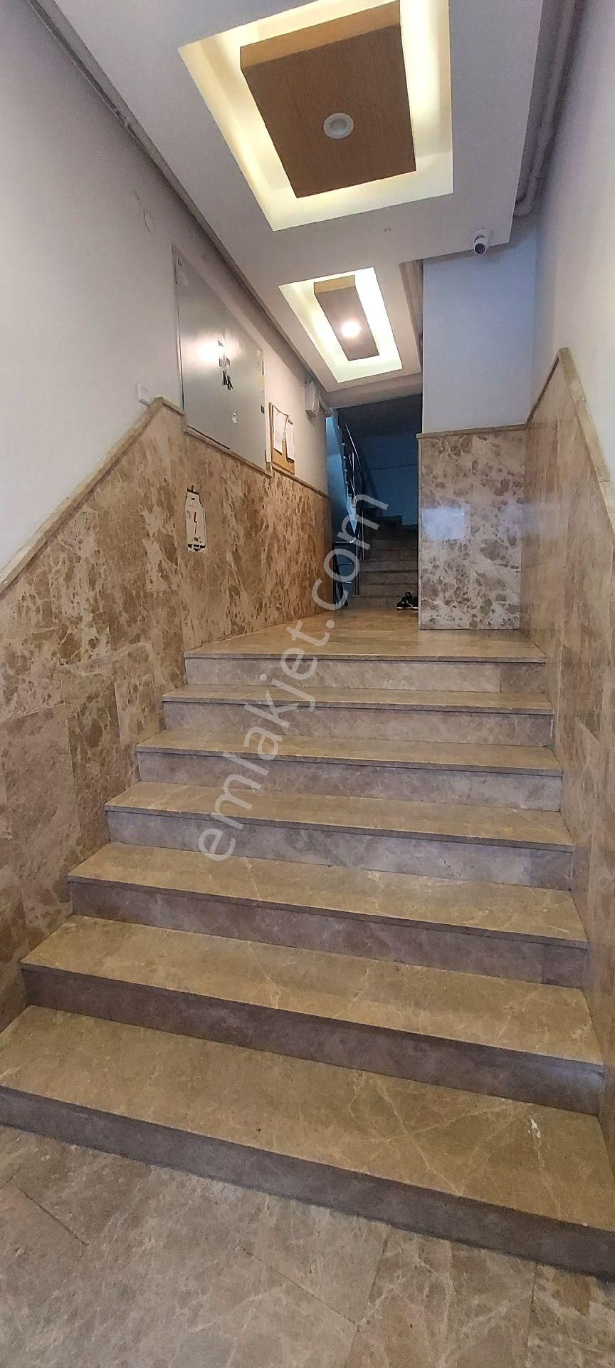 Sahibinden Esenler Nine Hatunda 2+1 - Görsel 2