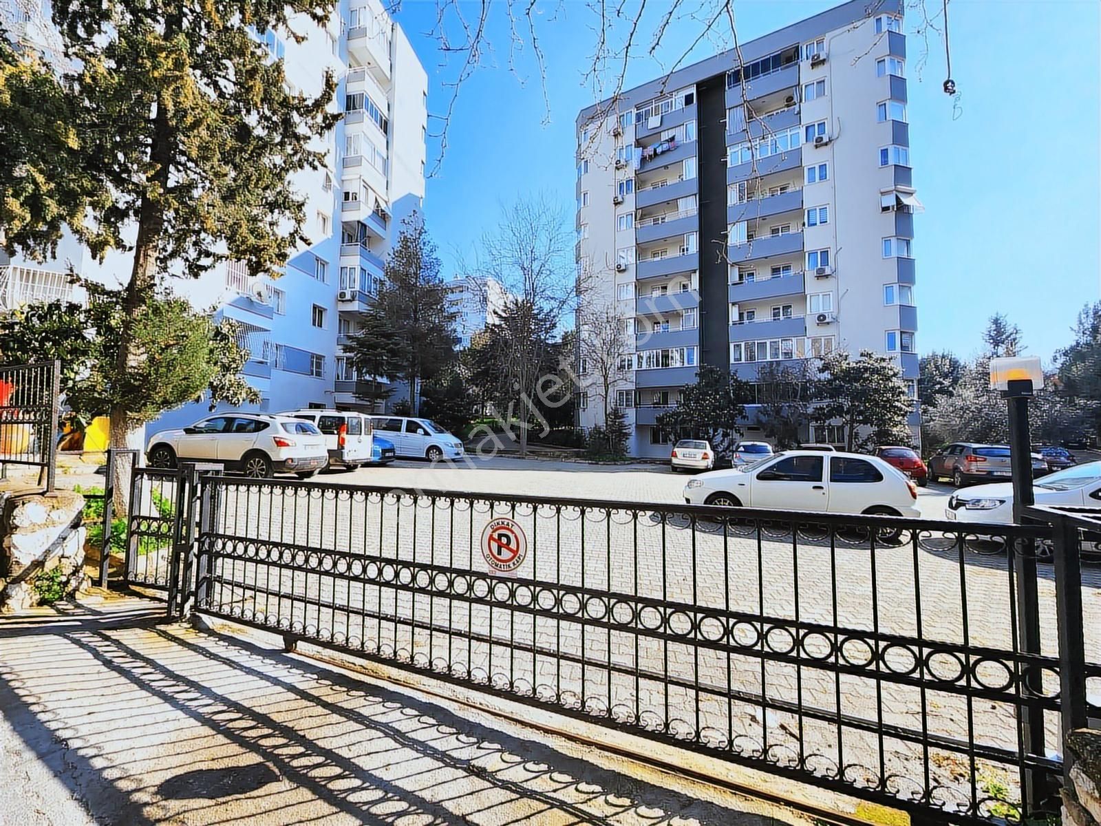 Remax Armadan,buca Bucakoop Mah.site İçi,3+1,satılık Daire - Görsel 3