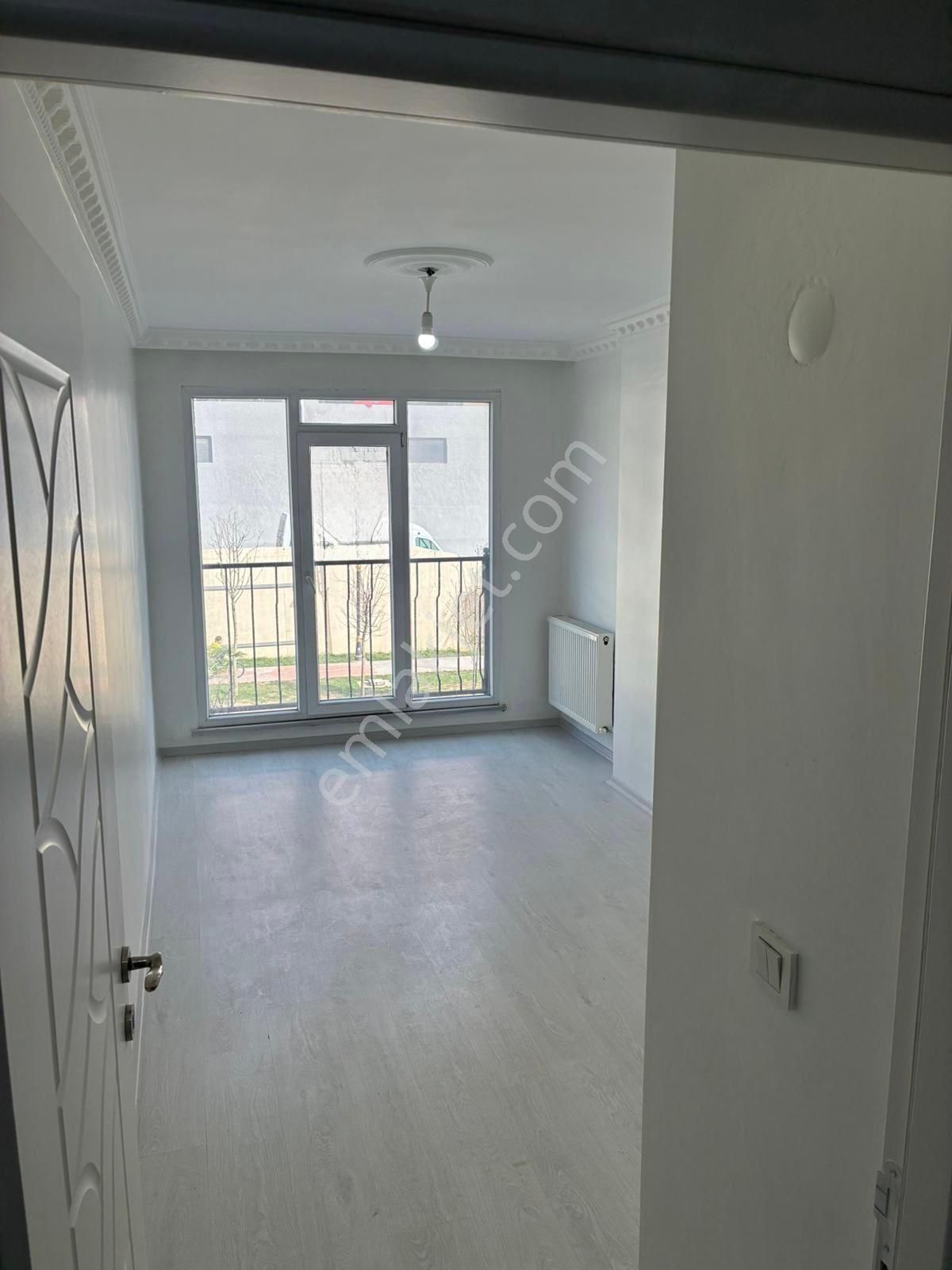 Cebeci Mah Optimin Karşısı 2+1 90 M2 1. Kat Asansörlü Lüks Temiz Kiralık Daire