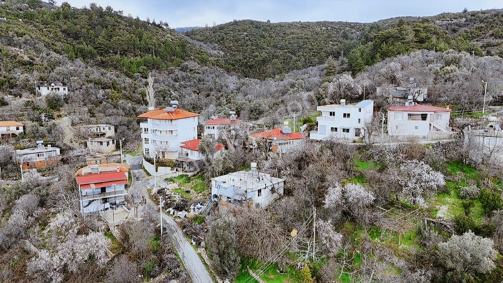 Alanya Orhan Mahallesinde 202m2 Köy İçi Yola Sıfır Satılık Tarla - Görsel 3