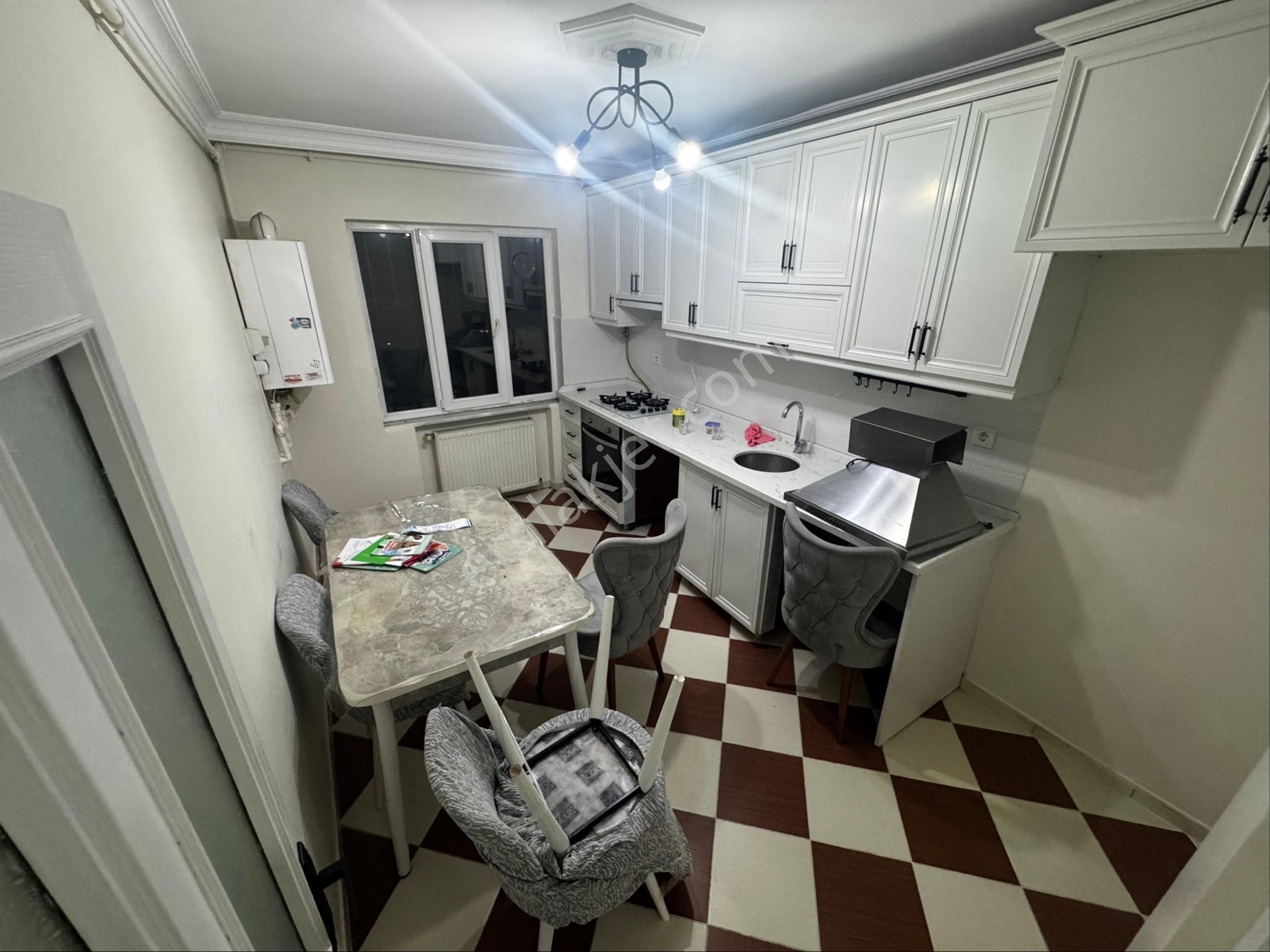 Uğurmumcu Mah Kiralık Ebeveyn Banyolu Y.giriş 100 M2 - Görsel 3