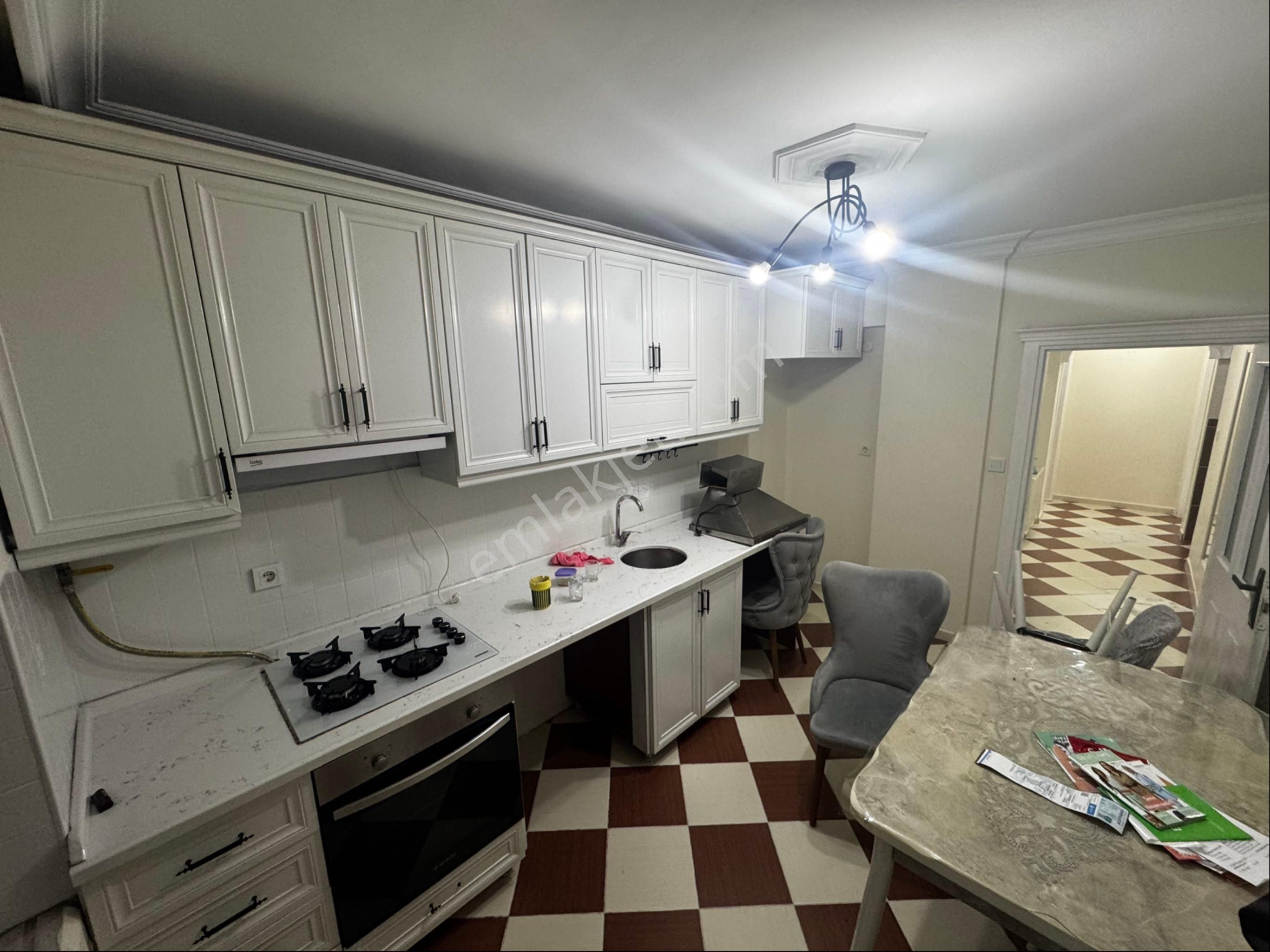 Uğurmumcu Mah Kiralık Ebeveyn Banyolu Y.giriş 100 M2 - Görsel 5