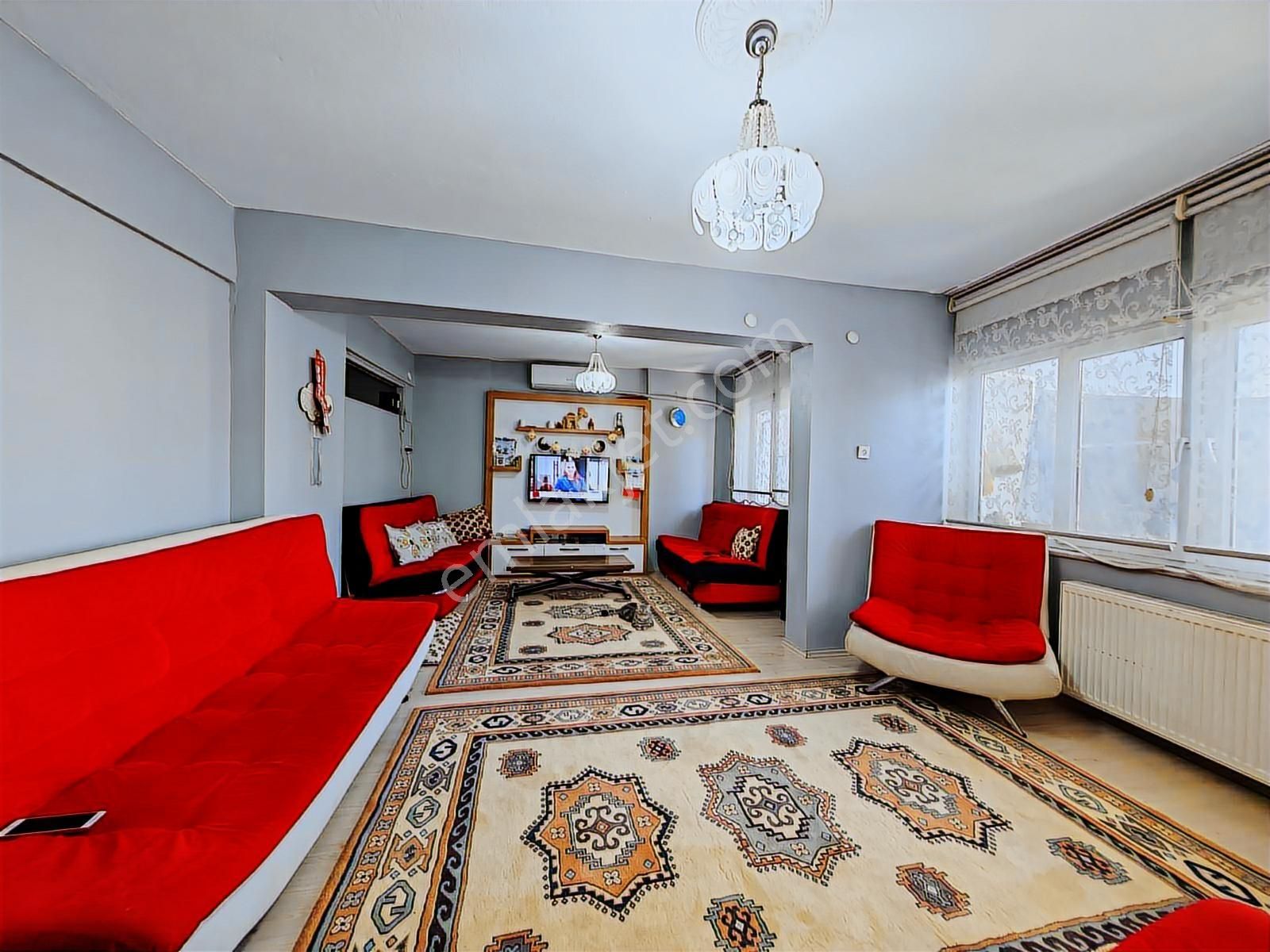 Çınar'da Harika Konumda Arakat 3+1*içi Yapılı Fırsat Daire - Görsel 27