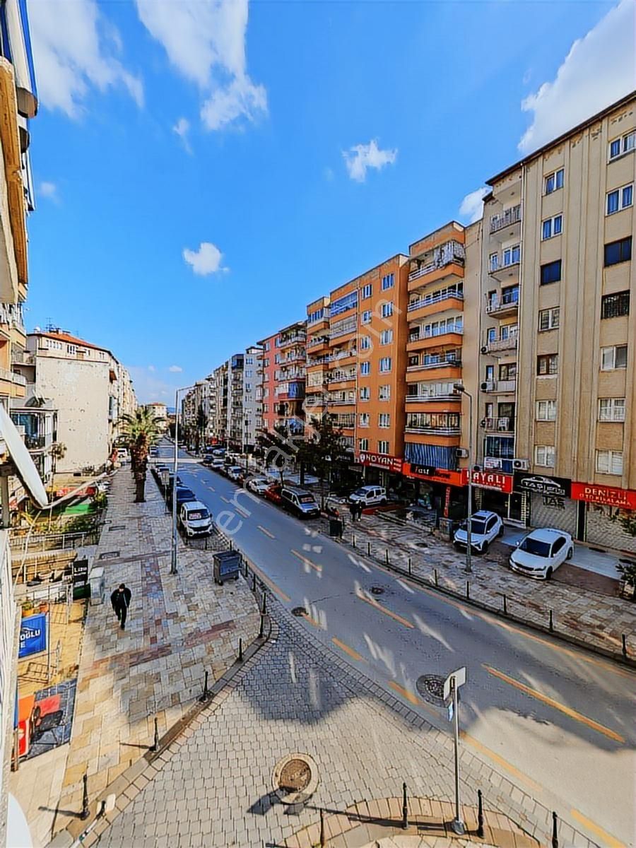 Çınar'da Harika Konumda Arakat 3+1*içi Yapılı Fırsat Daire - Görsel 26