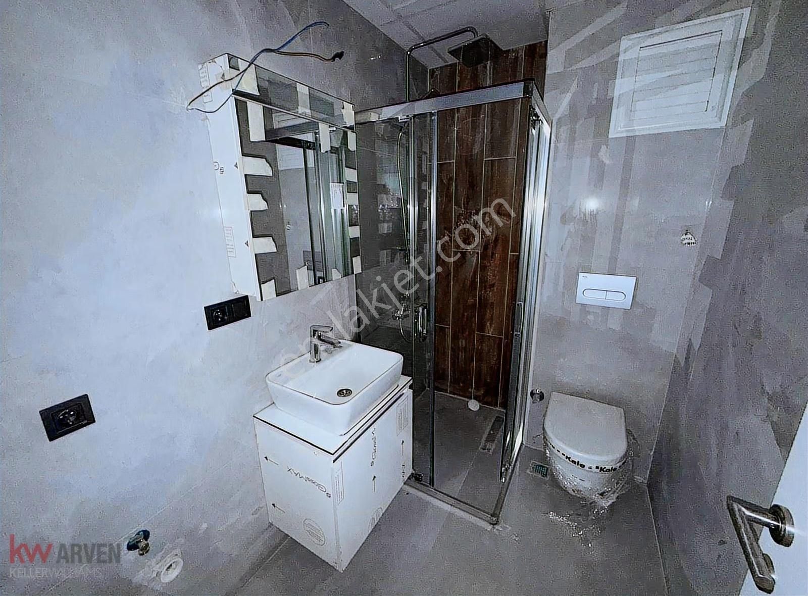 Mezire Başiskele'de Site İçinde Ebeveyn Banylu Satılık 2+1 Daire - Görsel 9