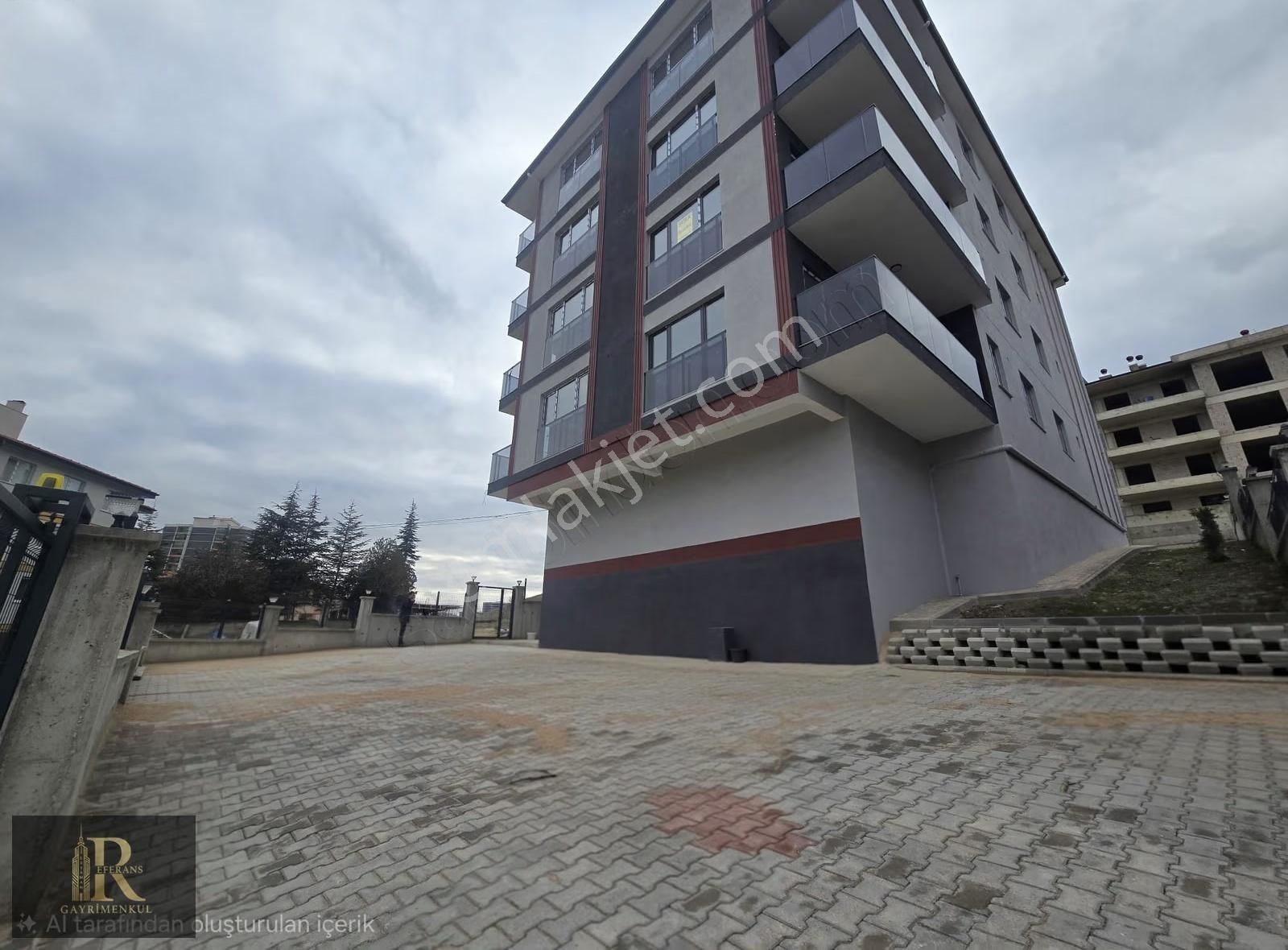 Referans'tan Susuz'da Asansörlü Bğz Mutfak Satılık 2+1 Daire - Görsel 23