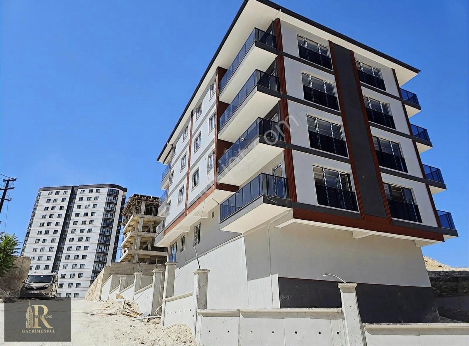 Referans'tan Susuz'da Asansörlü Bğz Mutfak Satılık 2+1 Daire