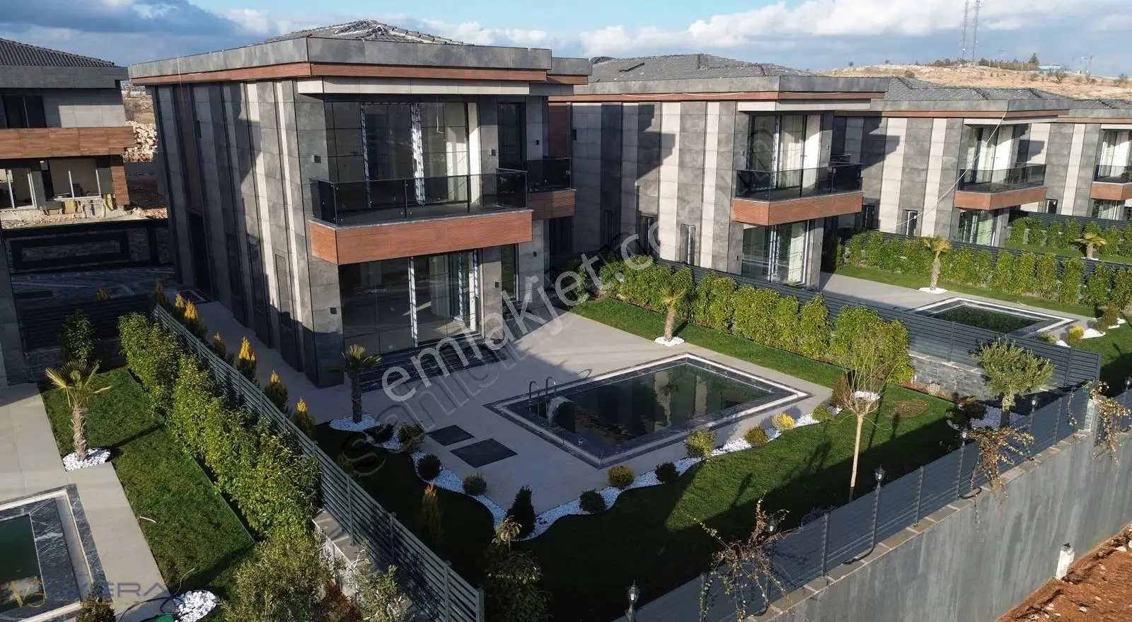 Şahinbey Cebelerin Zirvesinde Site İçerisinde Satılık 4+1 Villa