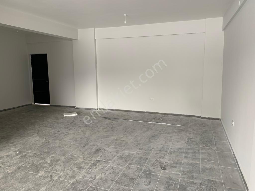 Kandıra Yolu Alt Tarafı Yenişehirde Hastane Yolunda 165m2 İşyeri - Görsel 8