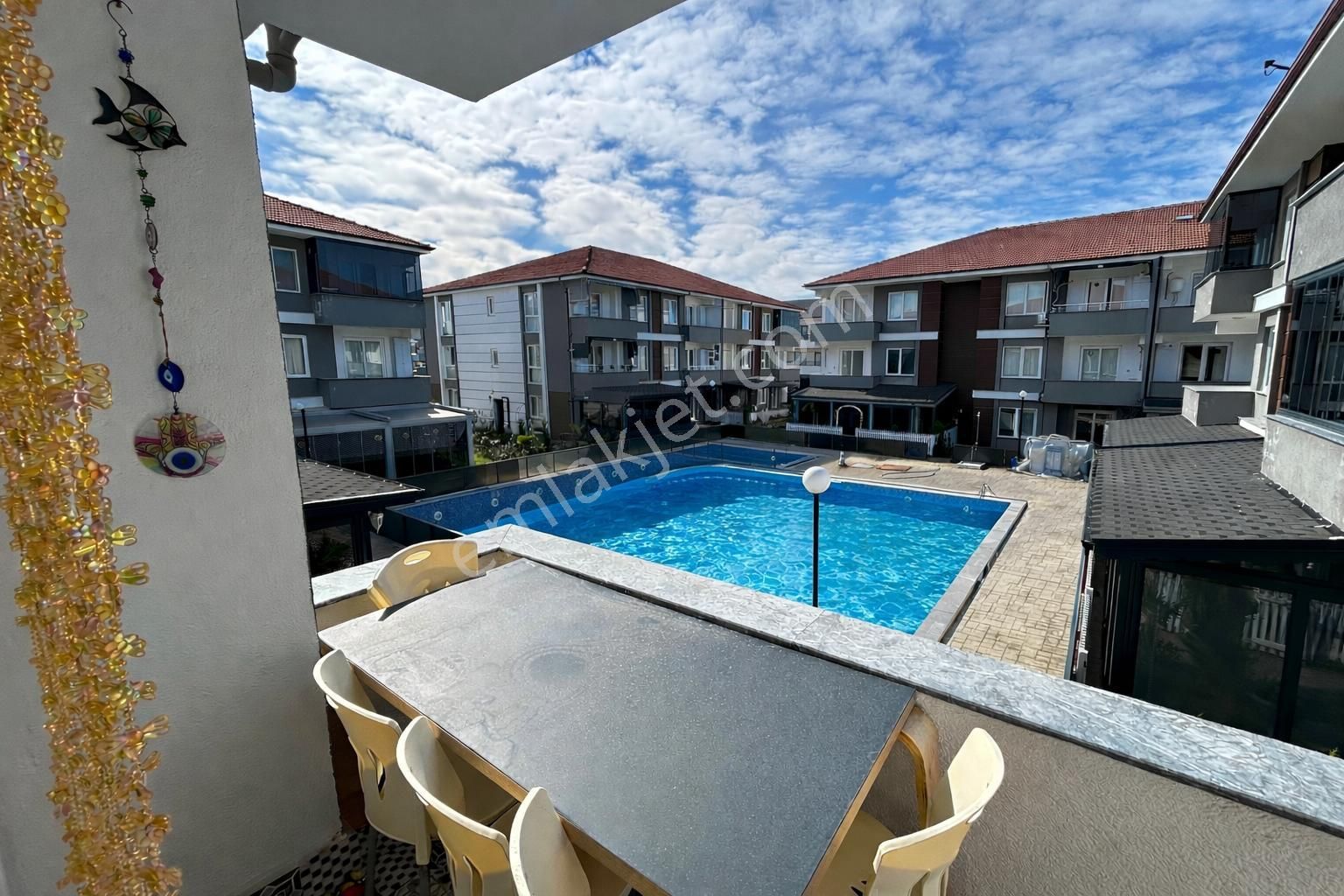 Kocaali Havuzlu Site Eşyalı 1+1 Kiralık Aidat Dahil - Görsel 2