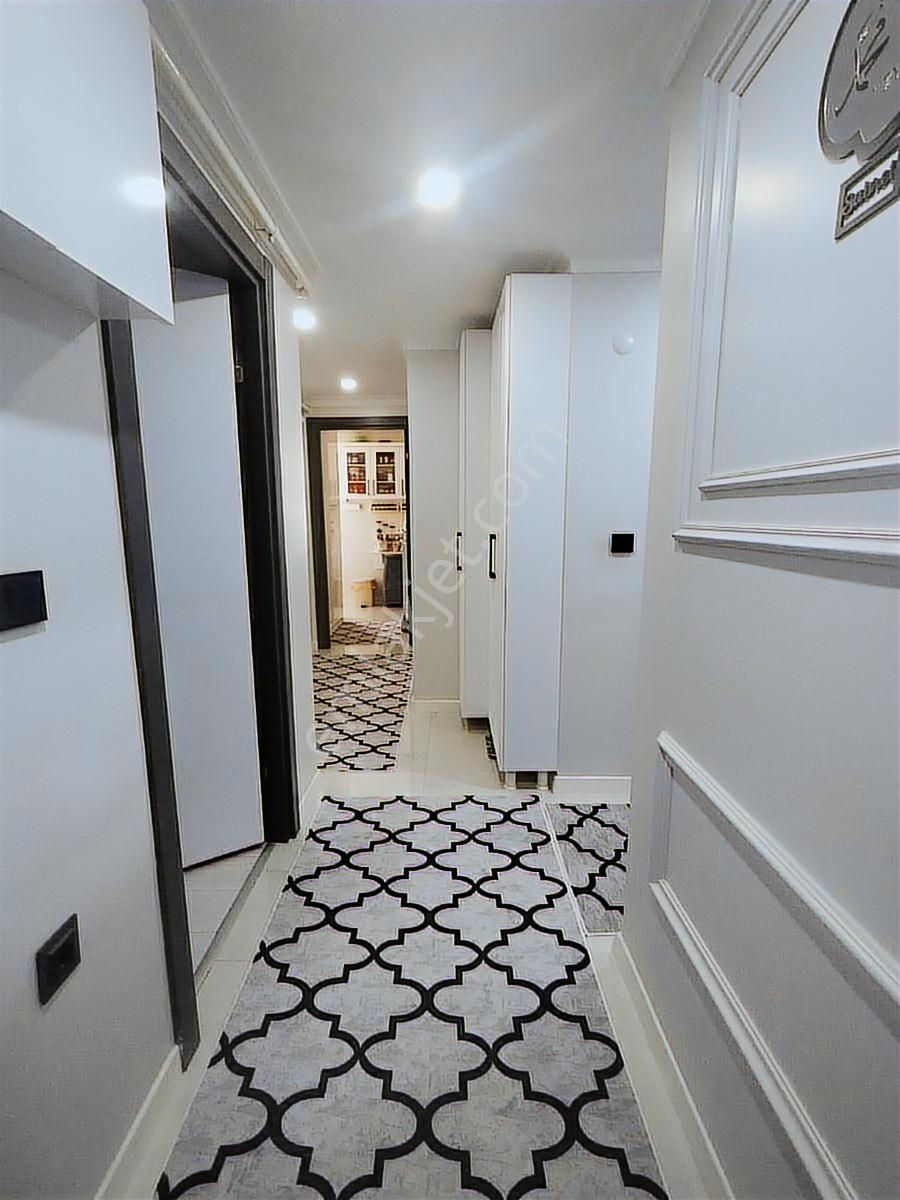 Bağlarbaşı Mahallesi'nde 5 Yaşında 2+1 Arakat Asansörlü - Görsel 9