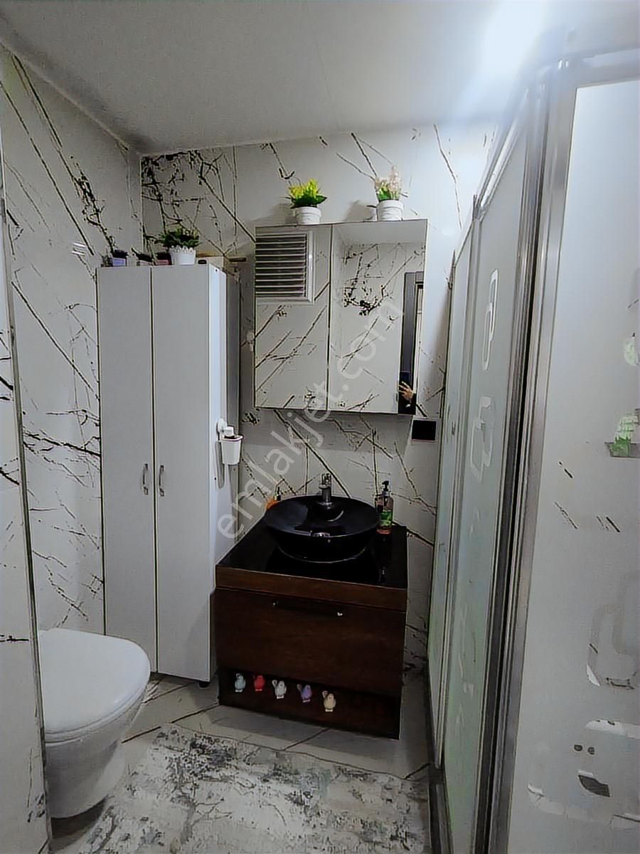 Bağlarbaşı Mahallesi'nde 5 Yaşında 2+1 Arakat Asansörlü - Görsel 2