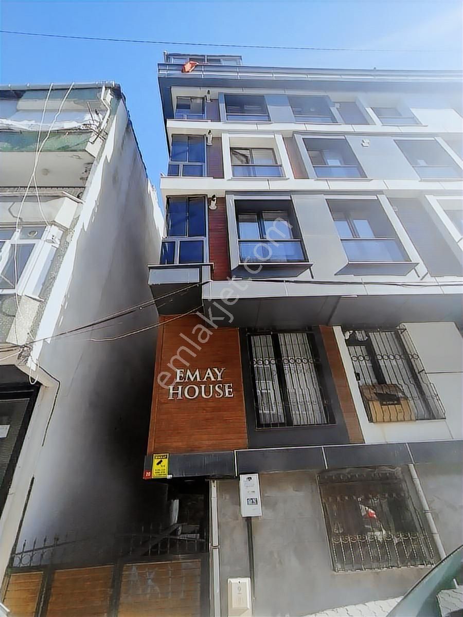 Bağlarbaşı Mahallesi'nde 5 Yaşında 2+1 Arakat Asansörlü - Görsel 8