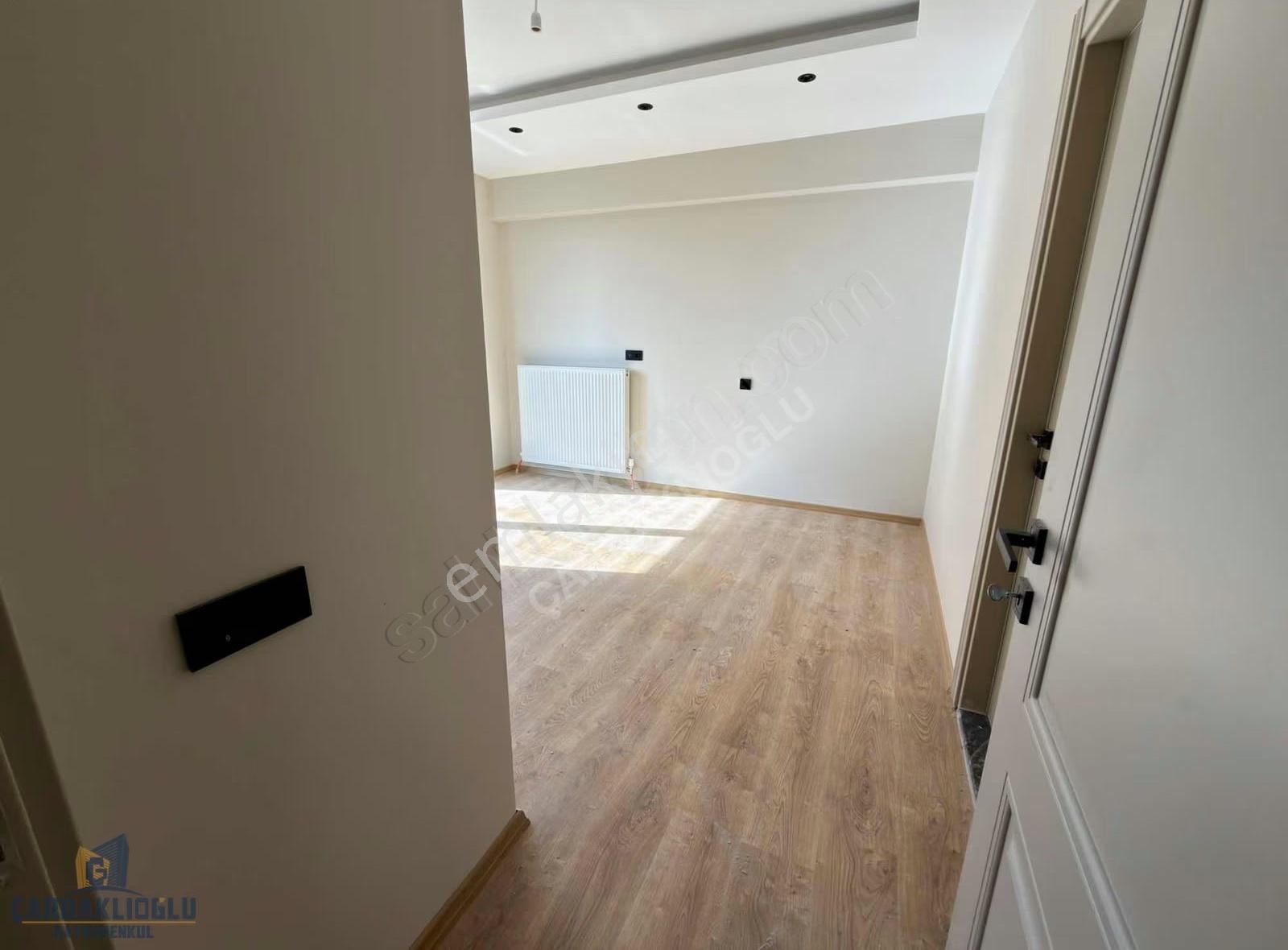 Site İçerisinde Kapalı Otoparklı Geniş E.v Banyolu Sıfır 2+1 - Görsel 12