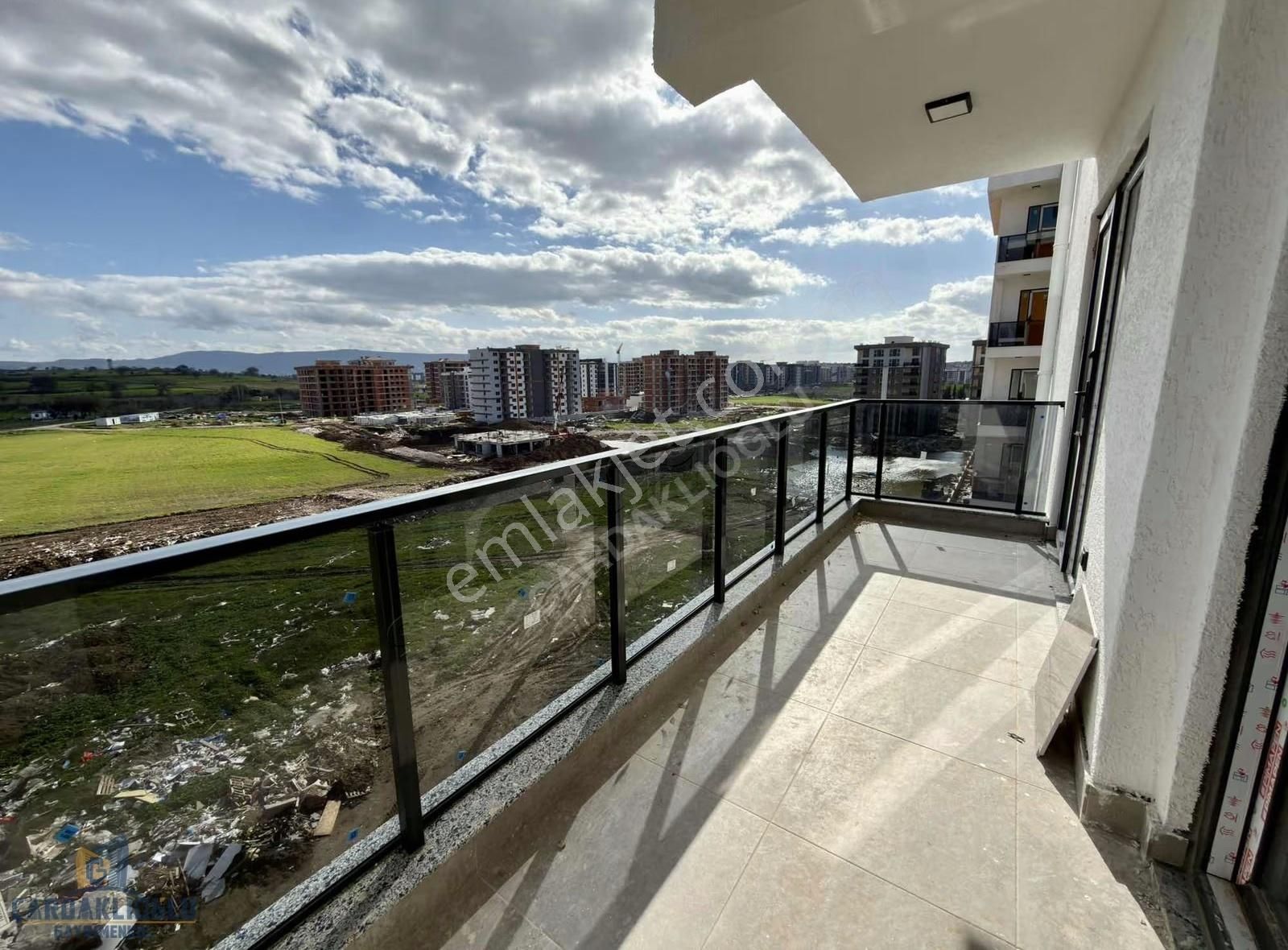 Site İçerisinde Kapalı Otoparklı Geniş E.v Banyolu Sıfır 2+1 - Görsel 22