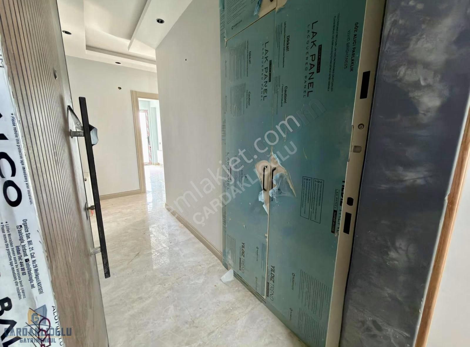 Site İçerisinde Kapalı Otoparklı Geniş E.v Banyolu Sıfır 2+1 - Görsel 26