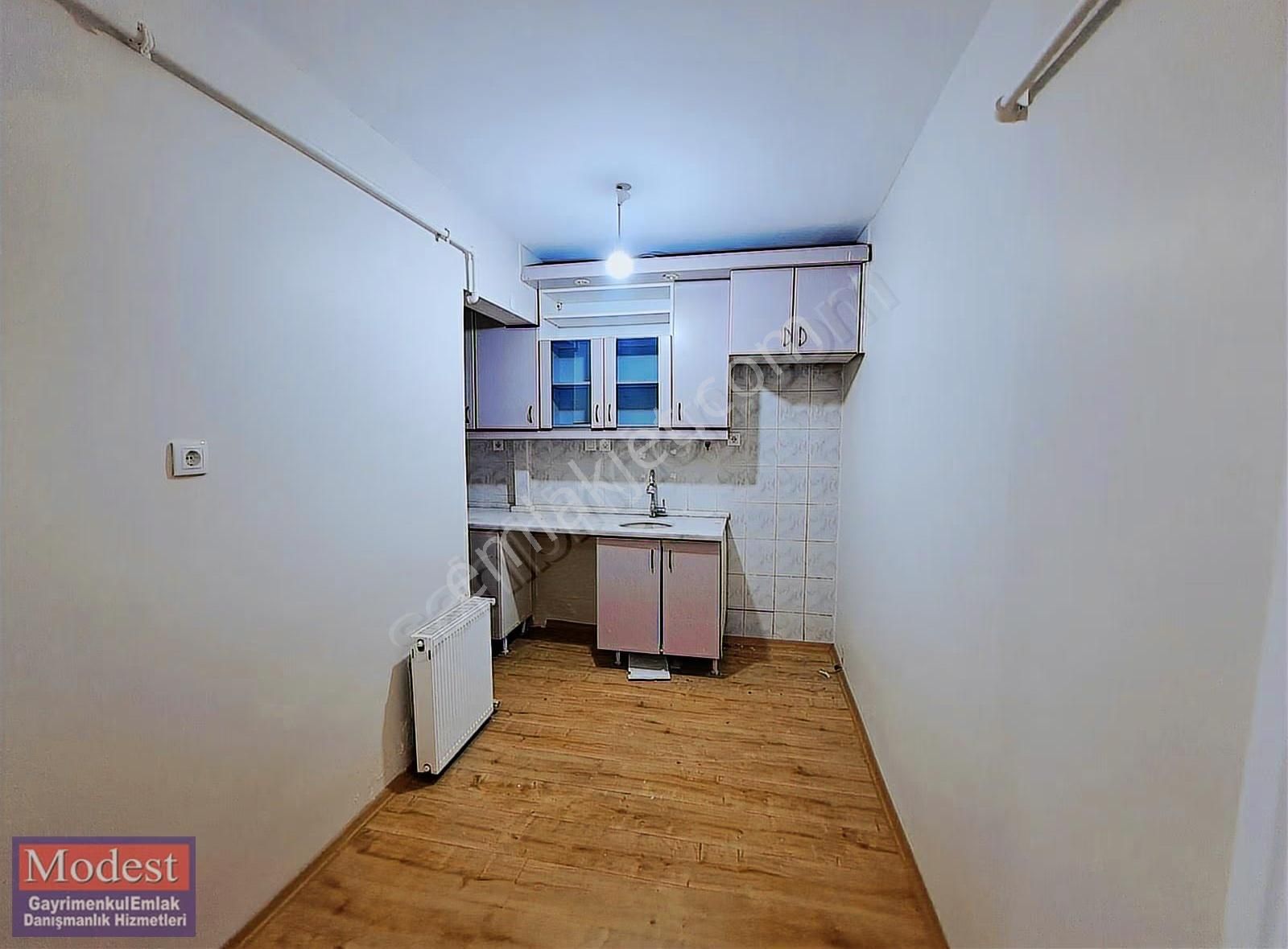 Cumhuriyet Mahallesinde Metroya Yakın Kiralık Daire - Görsel 20