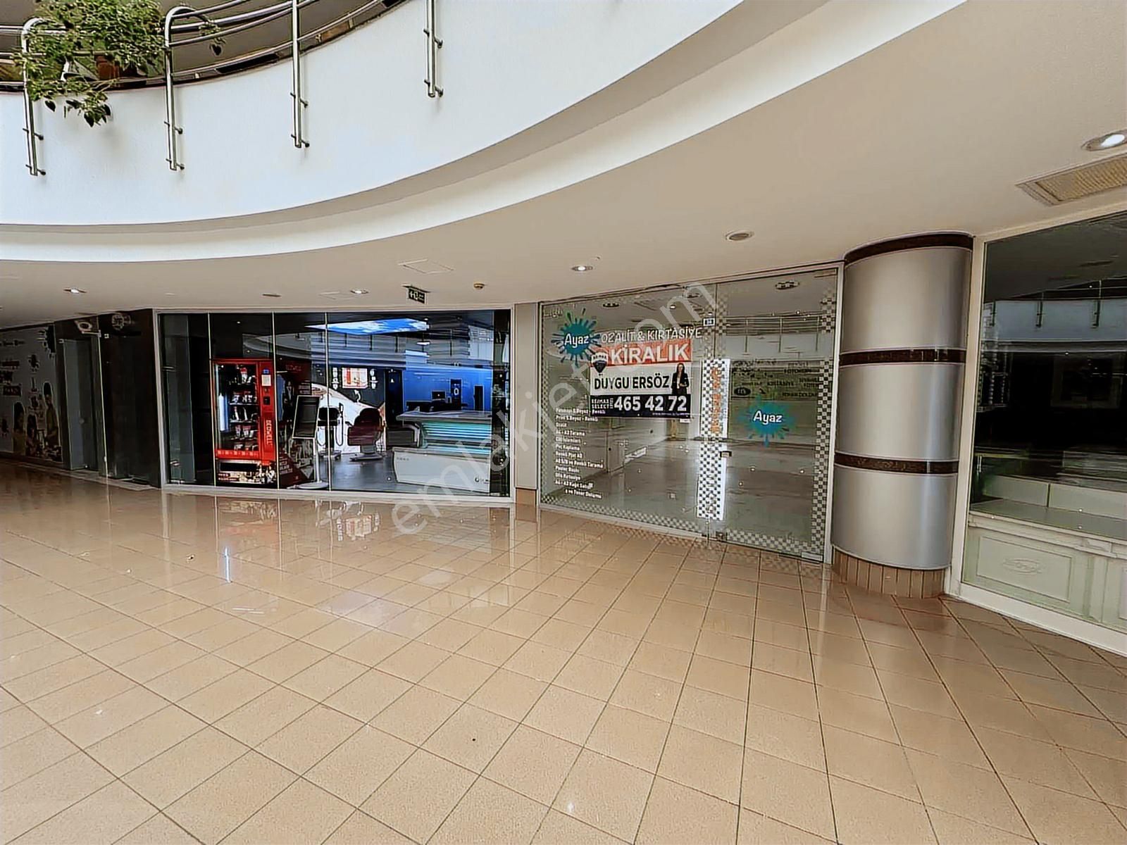Remax Select-dünya Ticaret Merkezi- Giriş Kat Ofis-büro - Görsel 7