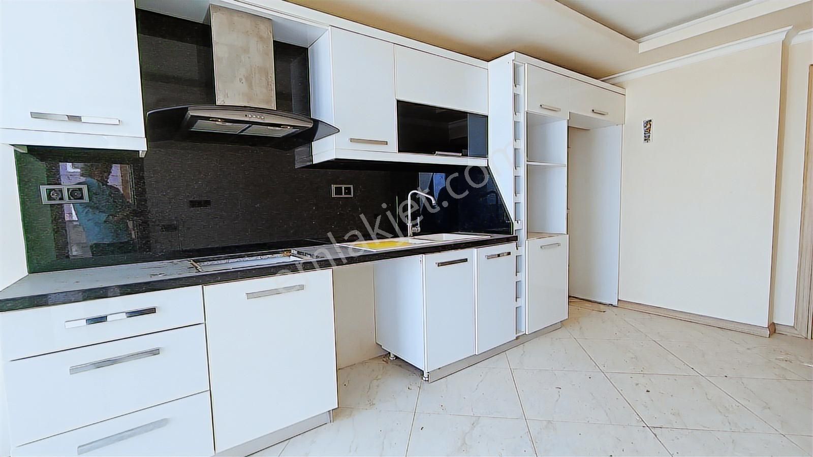 Kuşadası, Kadınlardenizinde Satılık, Deniz Manzaralı, 3+1 Daire - Görsel 8