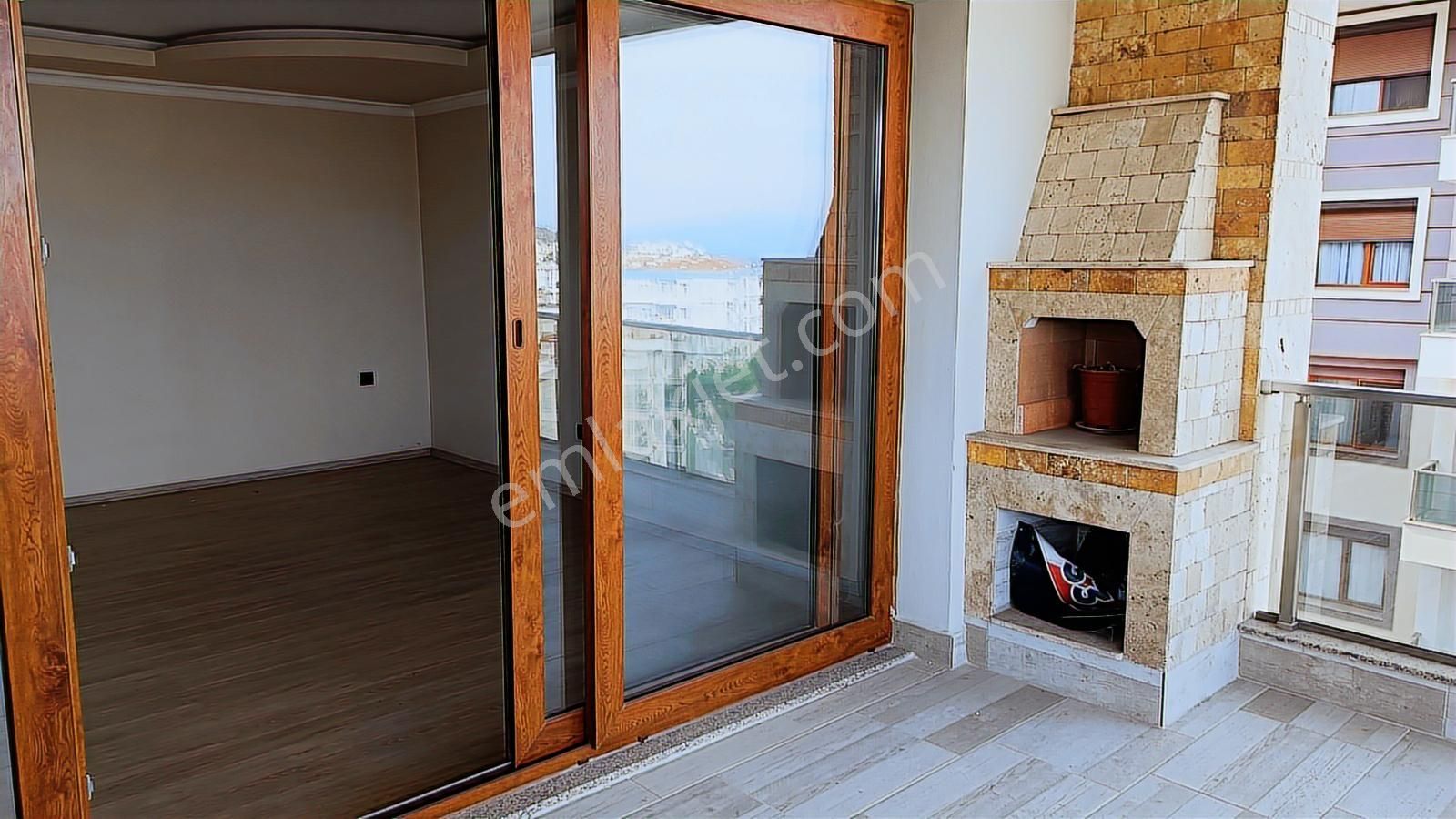 Kuşadası, Kadınlardenizinde Satılık, Deniz Manzaralı, 3+1 Daire - Görsel 25