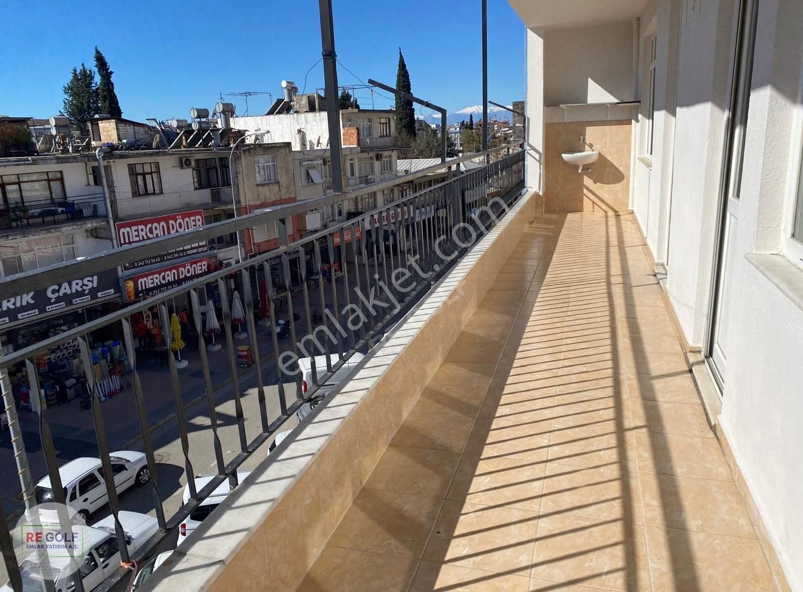 Re Golf'ten Atatürk Caddesi Üzerinde 4+1 Kiralık Daire - Görsel 15