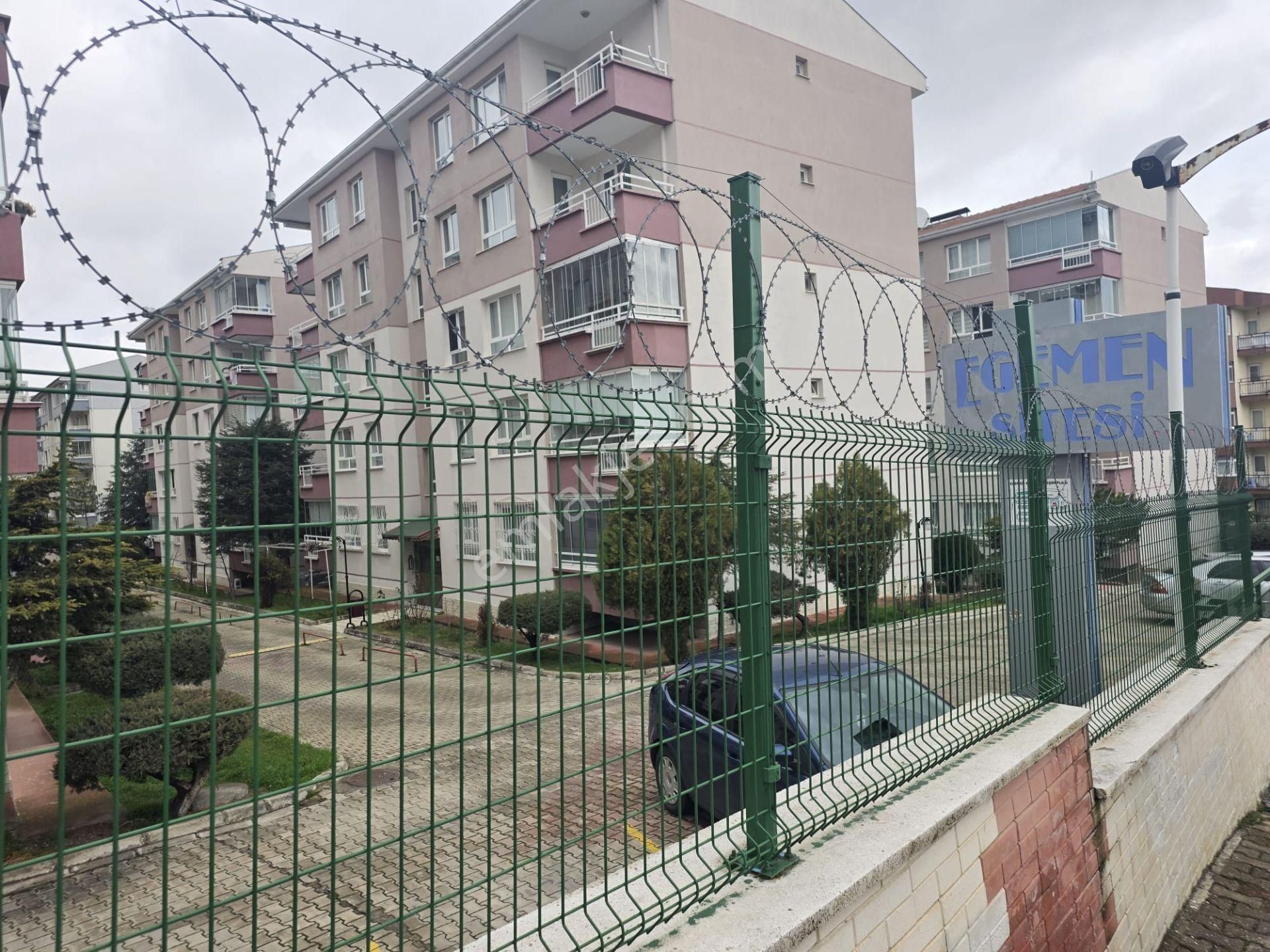 Batıkent Batısitesi Mahallesi Egemen Sitesi Arakat 3+1 Kiralık Daire - Görsel 2