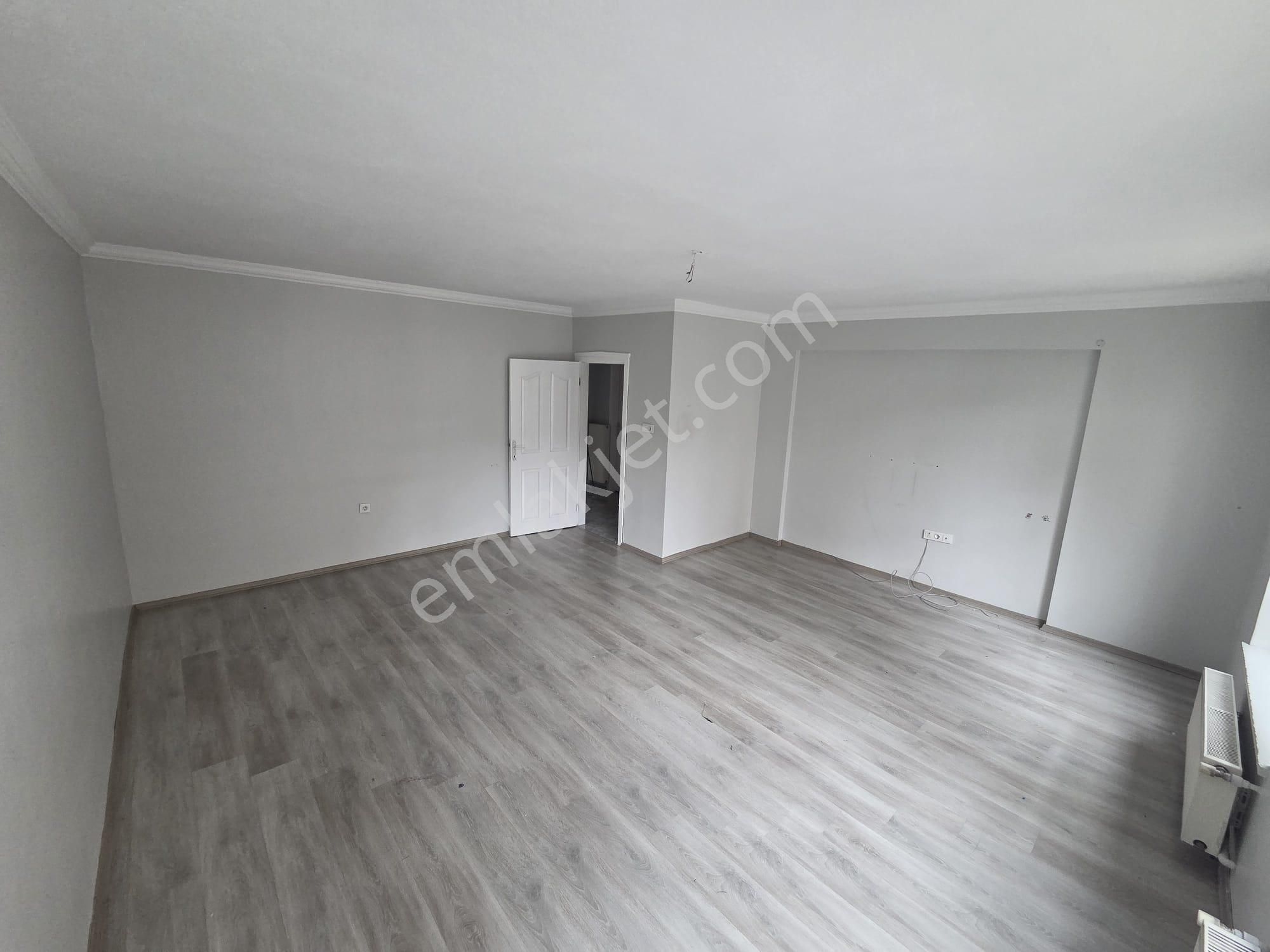 Batıkent Batısitesi Mahallesi Egemen Sitesi Arakat 3+1 Kiralık Daire - Görsel 13