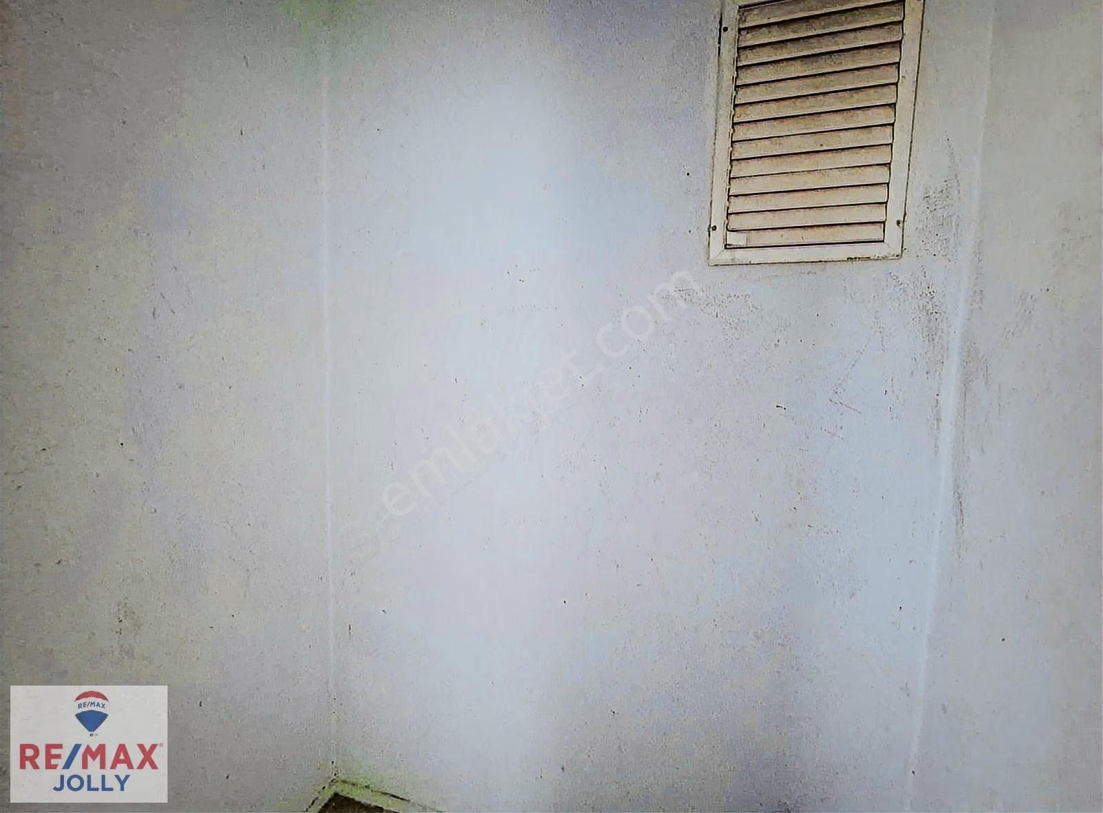 İzmir Bornova Evka-4 Mahallesinde 2+1 Satılık Ara Kat Daire - Görsel 34