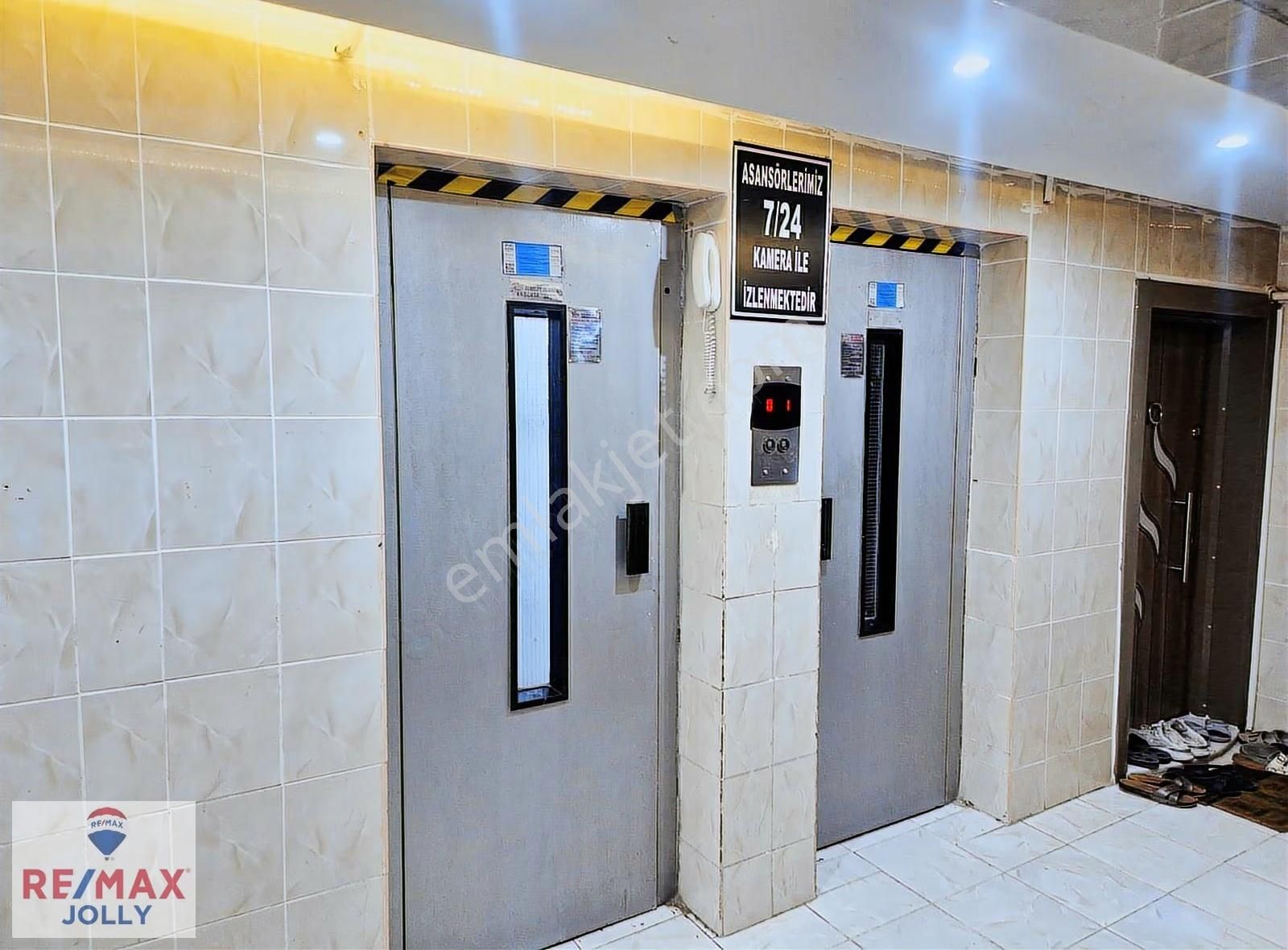 İzmir Bornova Evka-4 Mahallesinde 2+1 Satılık Ara Kat Daire - Görsel 10