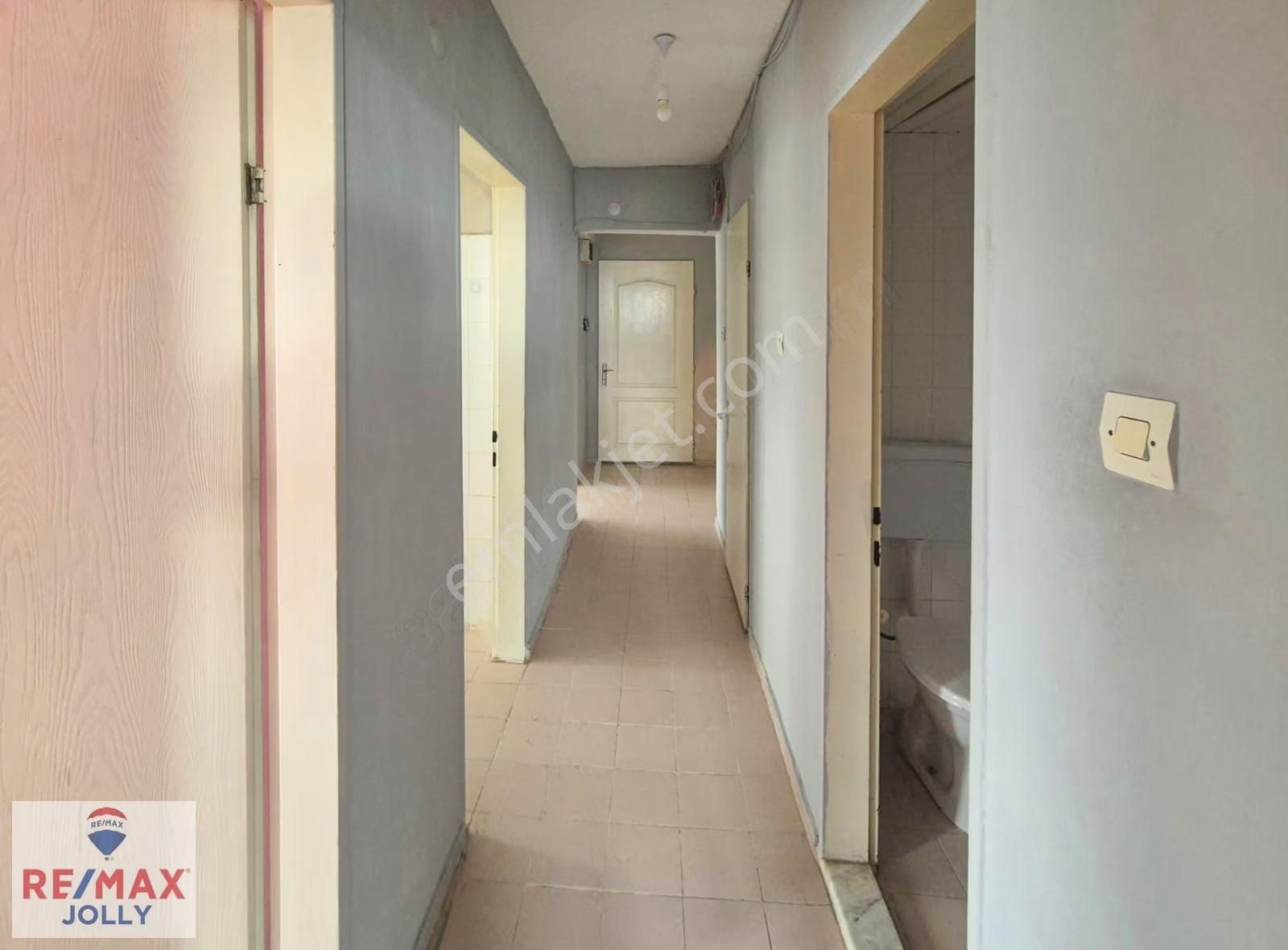 İzmir Bornova Evka-4 Mahallesinde 2+1 Satılık Ara Kat Daire - Görsel 28