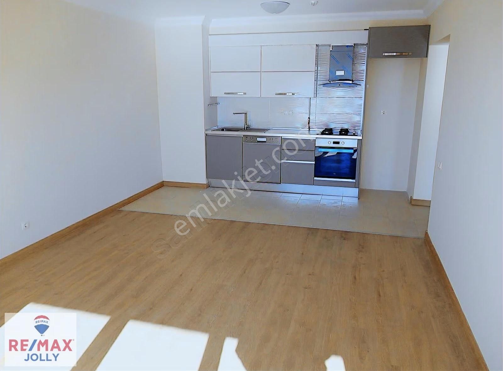 Oyak Buca 2.etap Kiralık 1+1 Daire Serdar Yakın Remax Jolly - Görsel 32