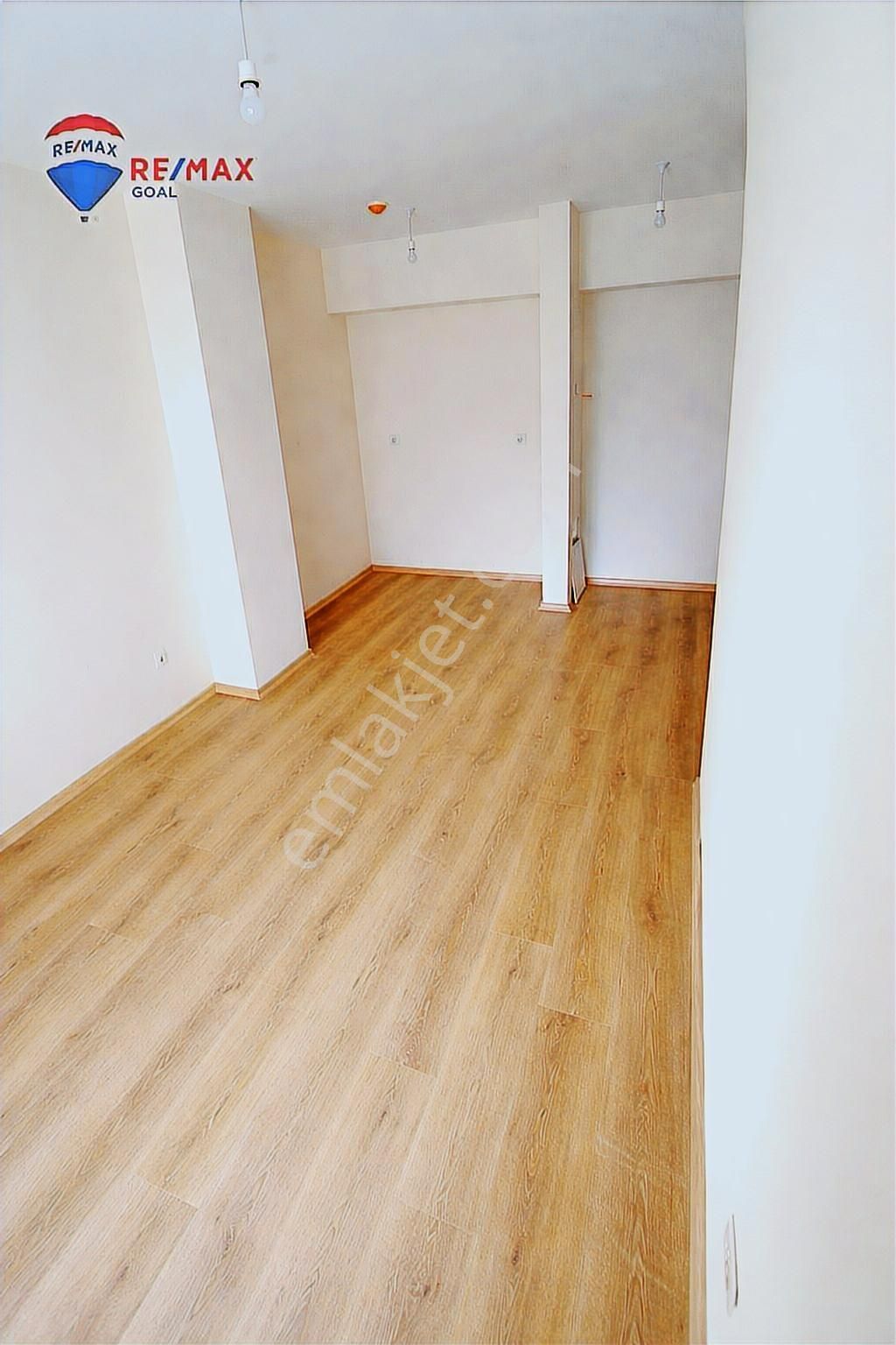 S Towers Esenyurt'ta Remax'tan Satılık Sıfır 2+1 Daire - Görsel 8