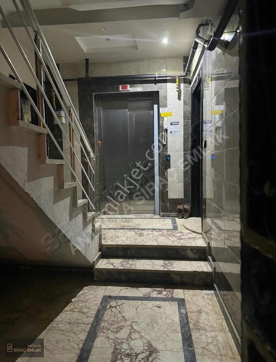 Kızılarıkta Kiralık 2+1 Daire Asansörlü Doğalgazlı Cam Balkonlu - Görsel 13