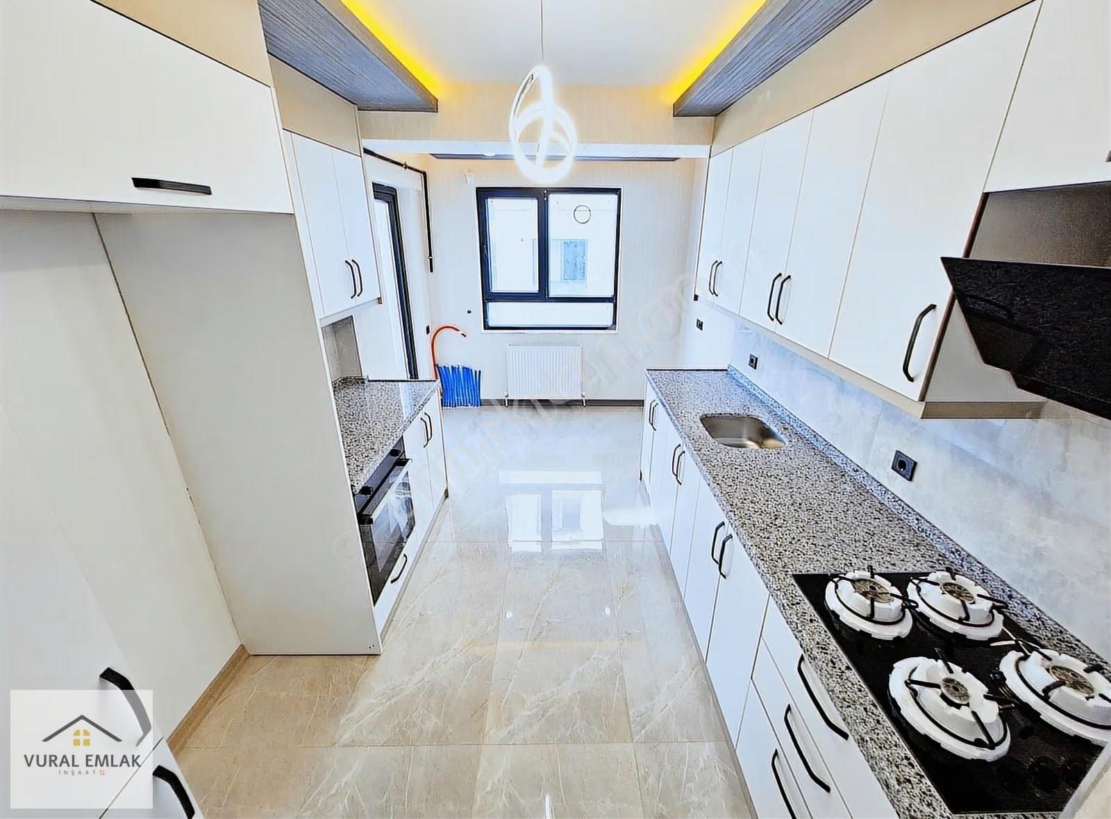 Vural Emlaktan 3+1 İskanlı Ultra Lüx Site İçirisinde 145m2 Acill - Görsel 9