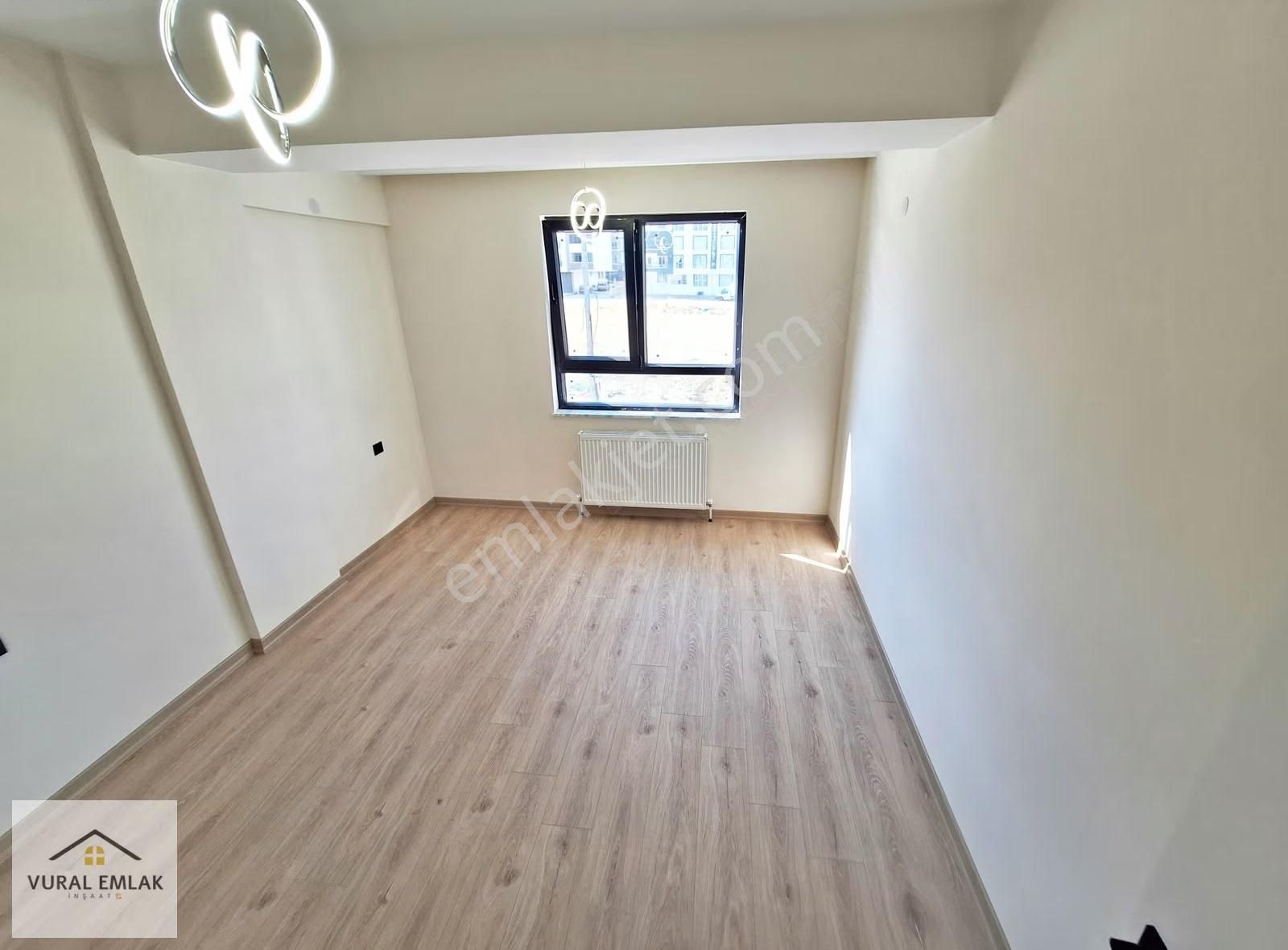 Vural Emlaktan 3+1 İskanlı Ultra Lüx Site İçirisinde 145m2 Acill - Görsel 7