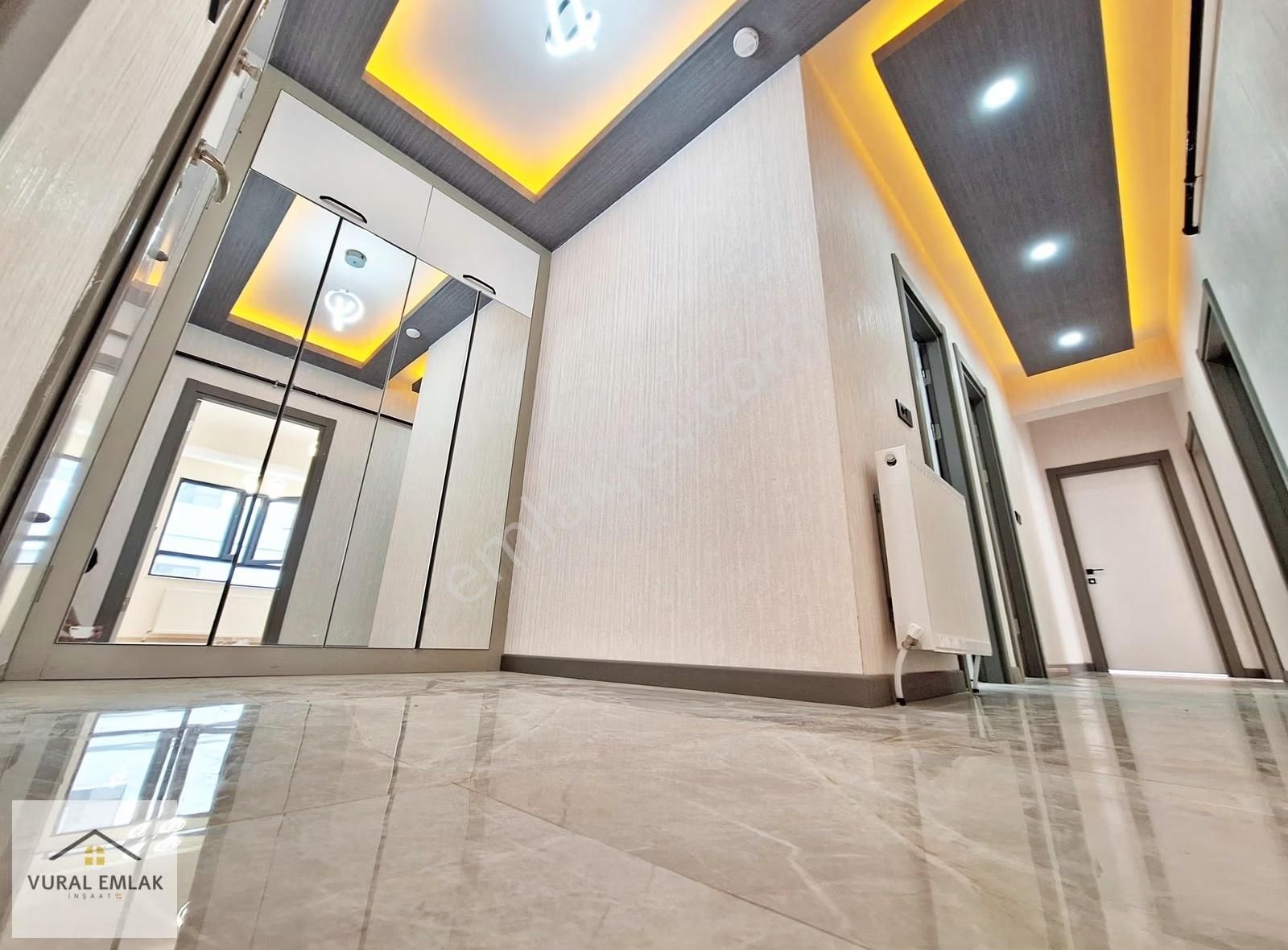 Vural Emlaktan 3+1 İskanlı Ultra Lüx Site İçirisinde 145m2 Acill - Görsel 16