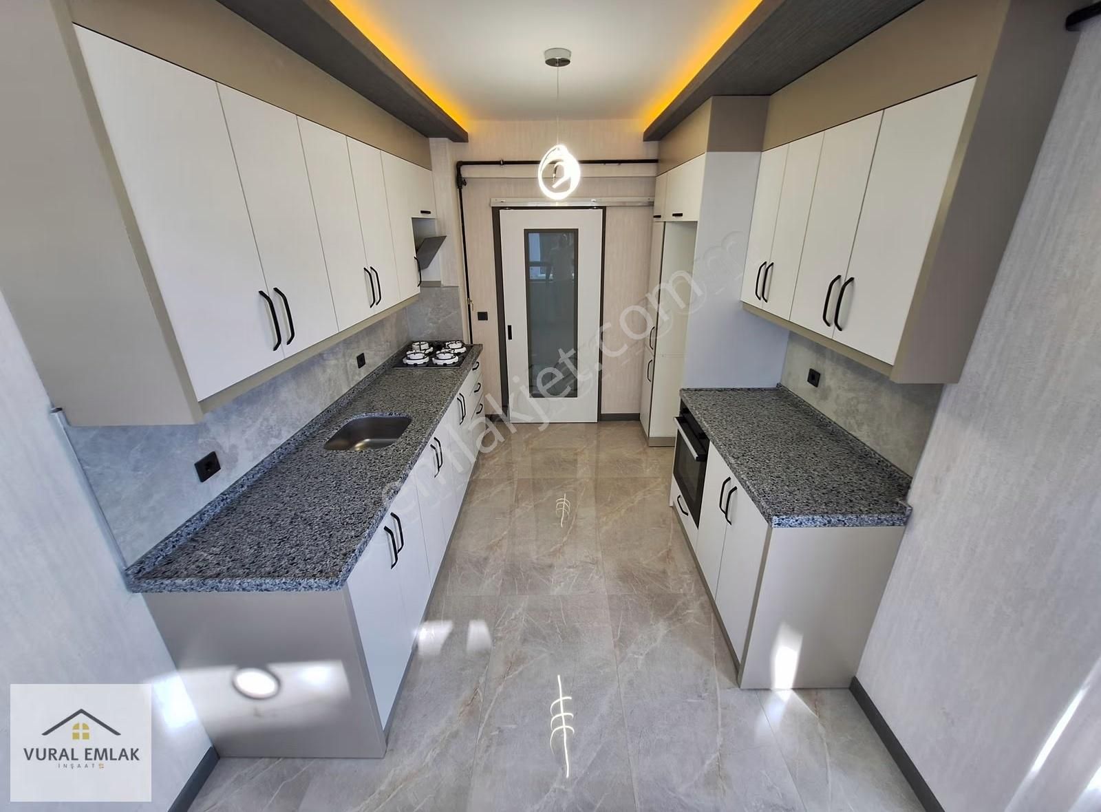 Vural Emlaktan 3+1 İskanlı Ultra Lüx Site İçirisinde 145m2 Acill - Görsel 17
