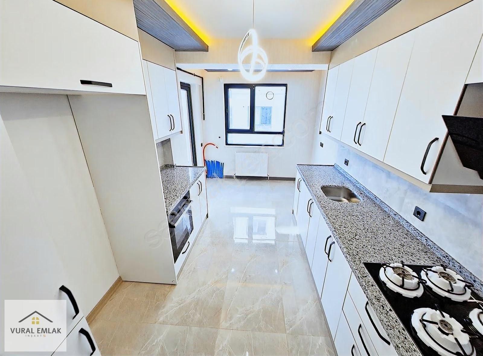 Vural Emlaktan 3+1 İskanlı Ultra Lüx Site İçirisinde 145m2 Acill - Görsel 18